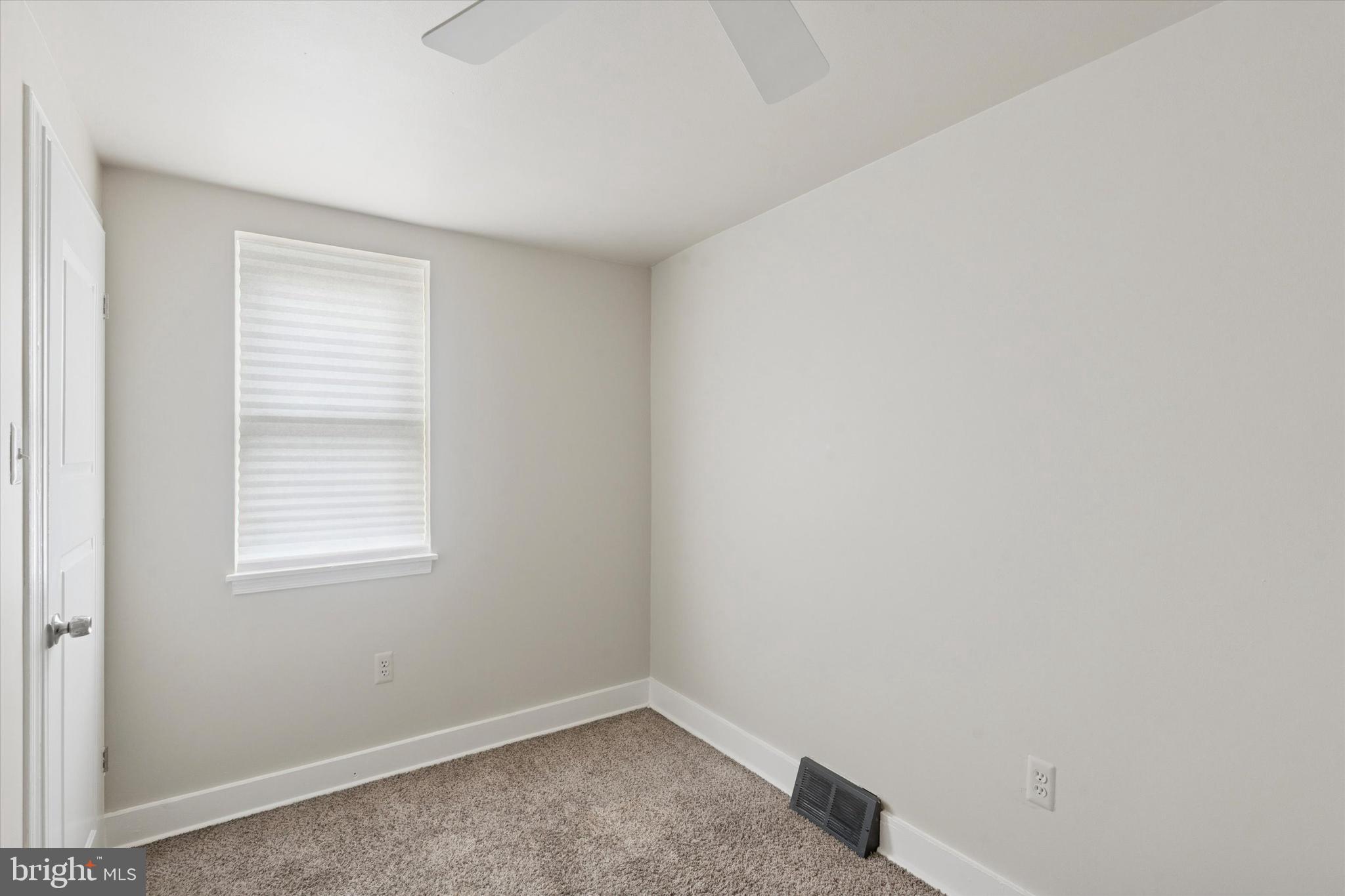 407 E CAMBRIA STREET