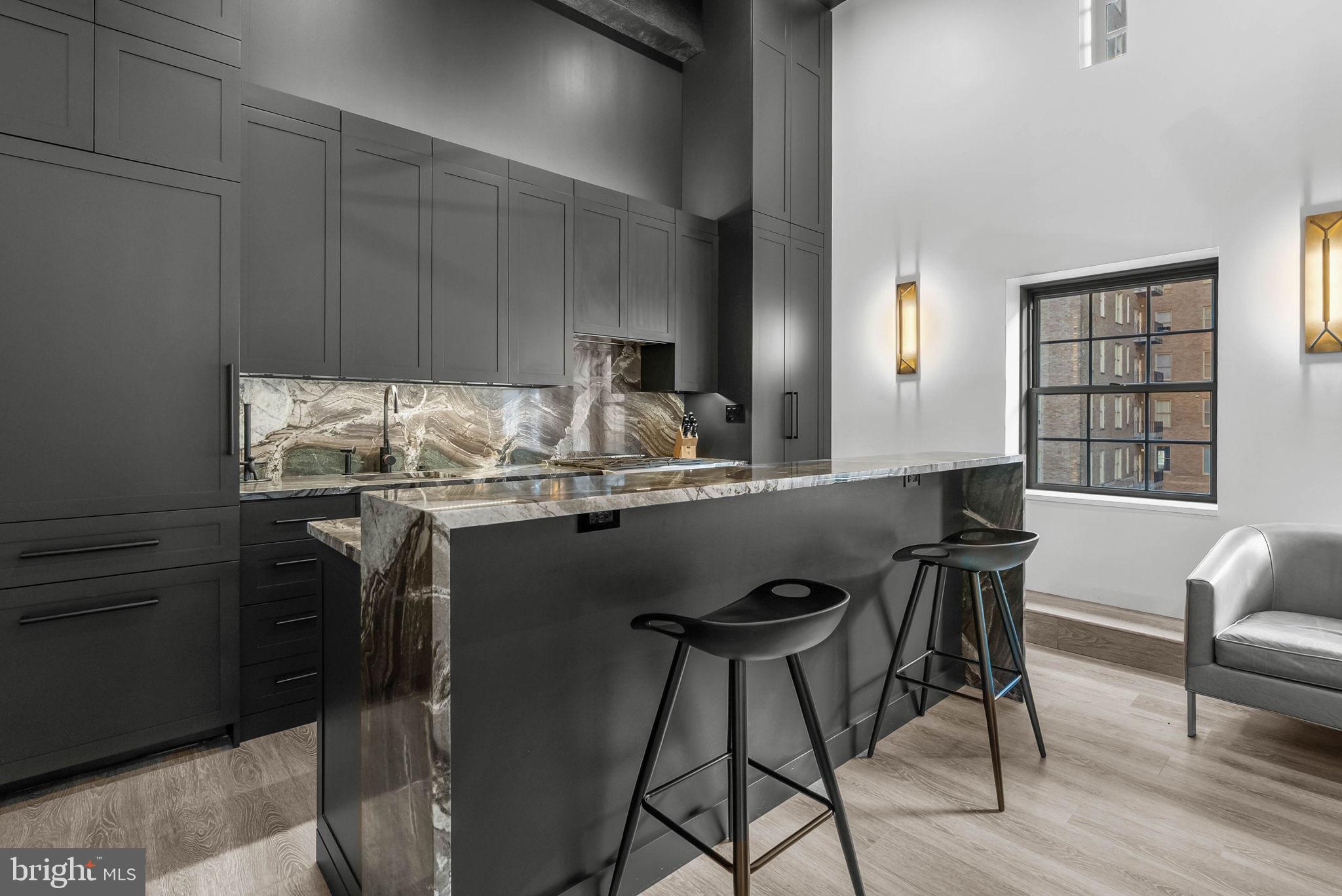 219 S 18TH STREET 29 710