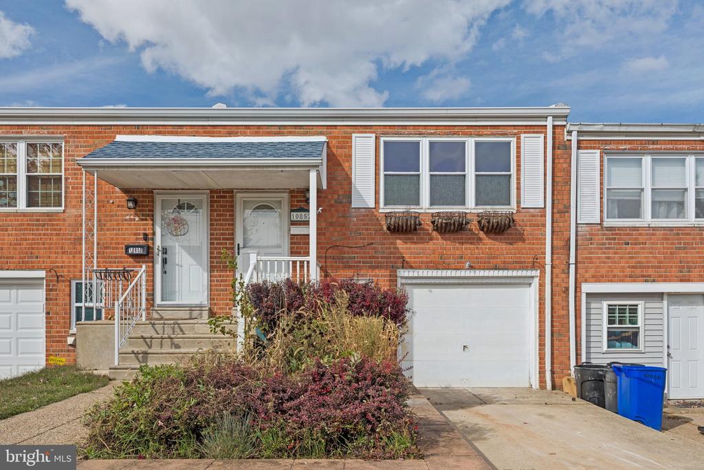 10852 RAYLAND ROAD