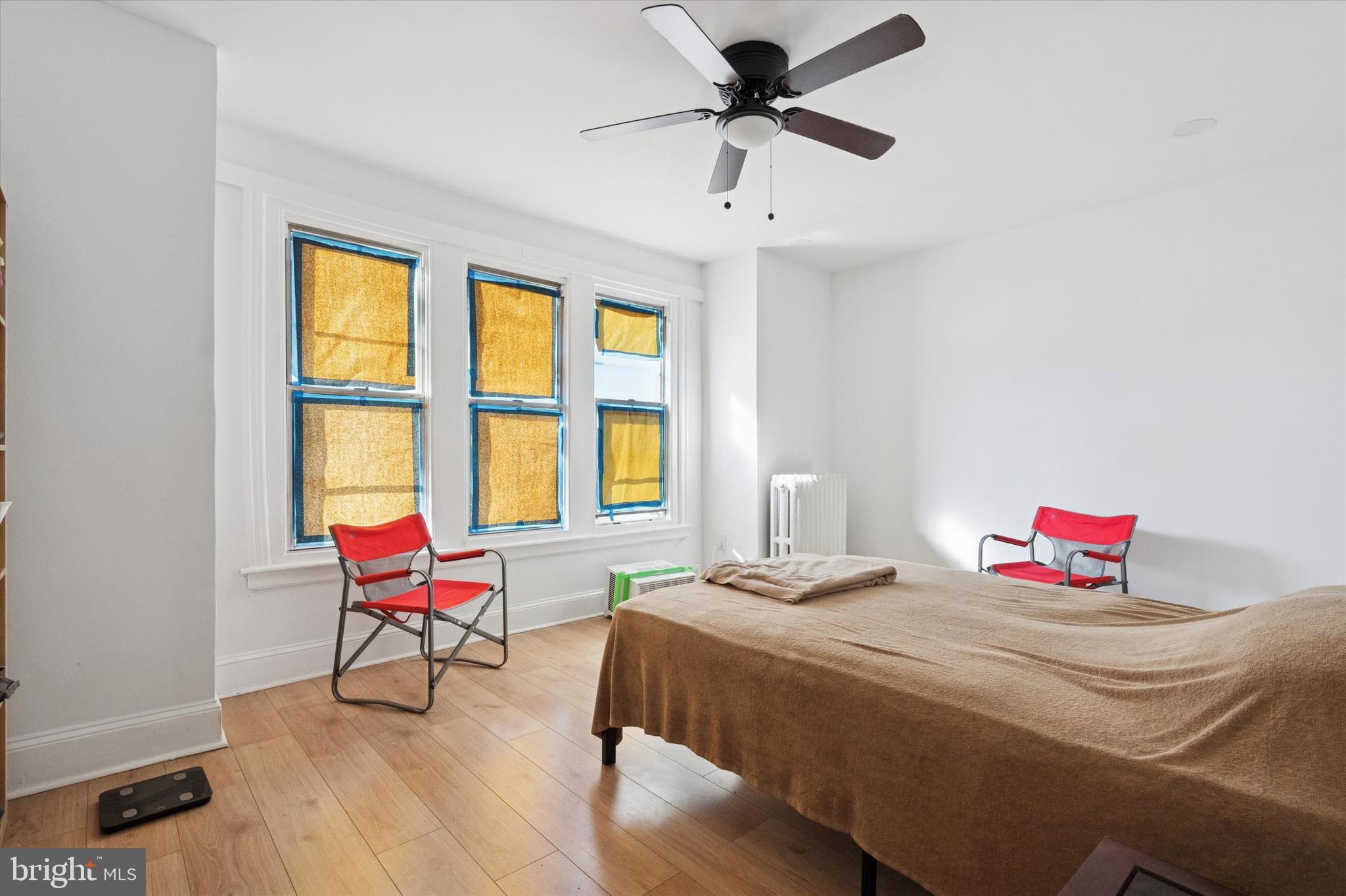 2345-47 E SOMERSET STREET