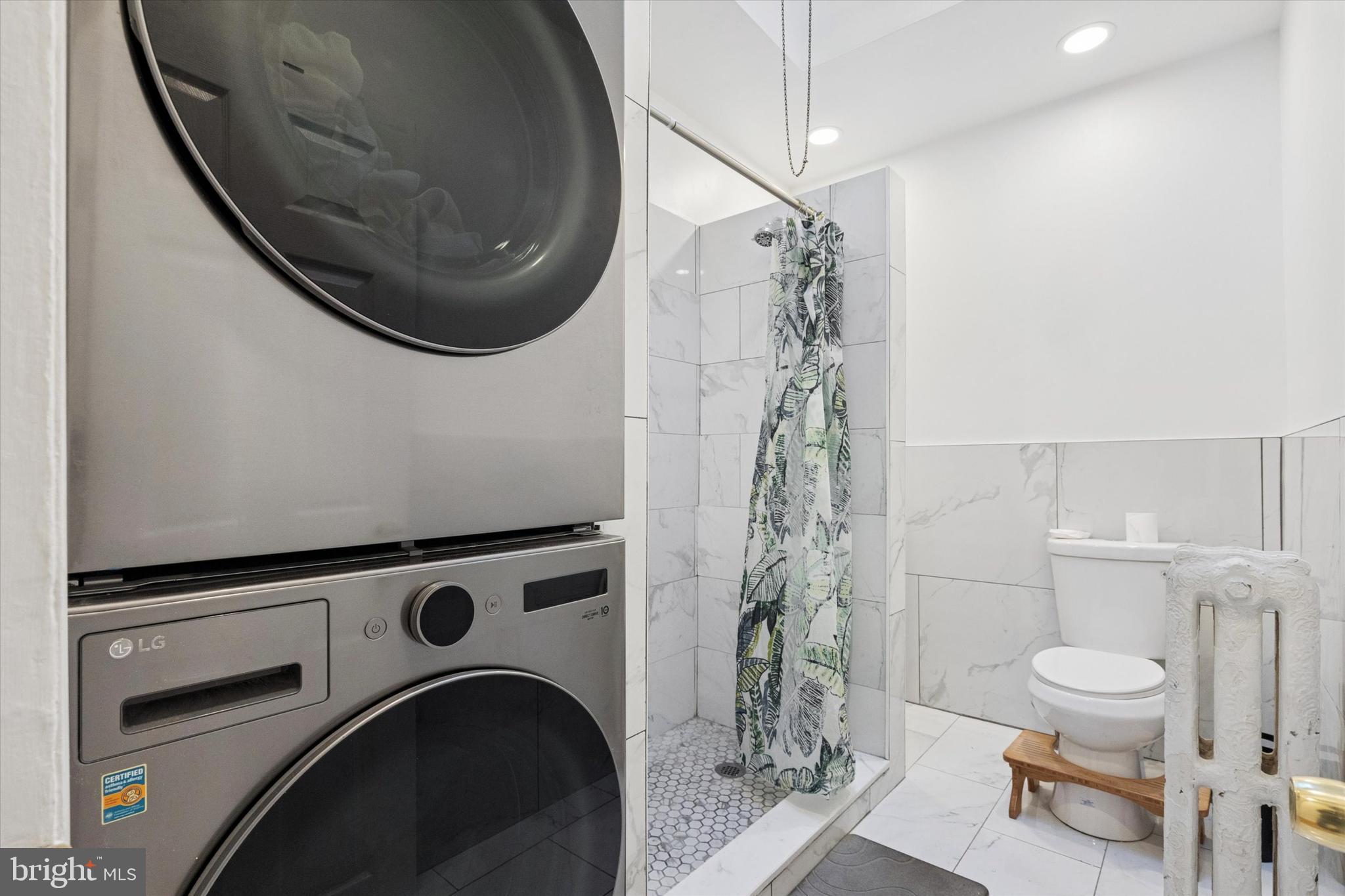 2345-47 E SOMERSET STREET