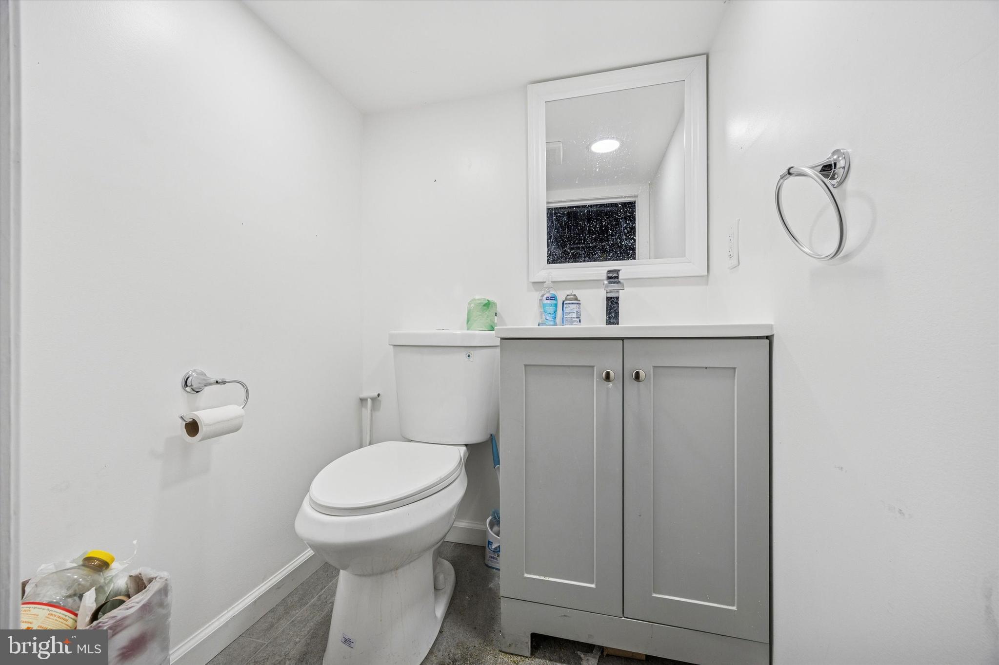 2345-47 E SOMERSET STREET