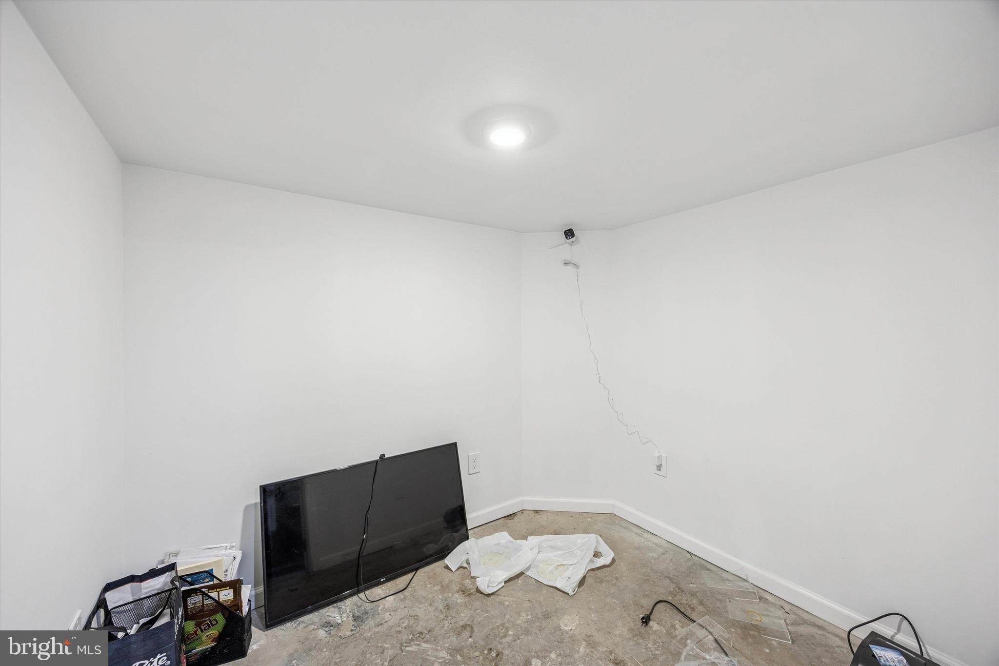 2345-47 E SOMERSET STREET