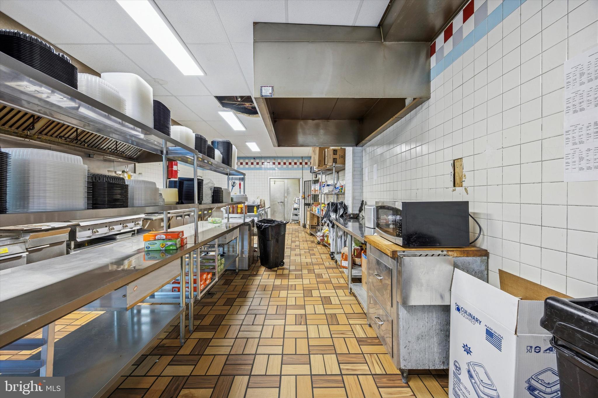 2345-47 E SOMERSET STREET