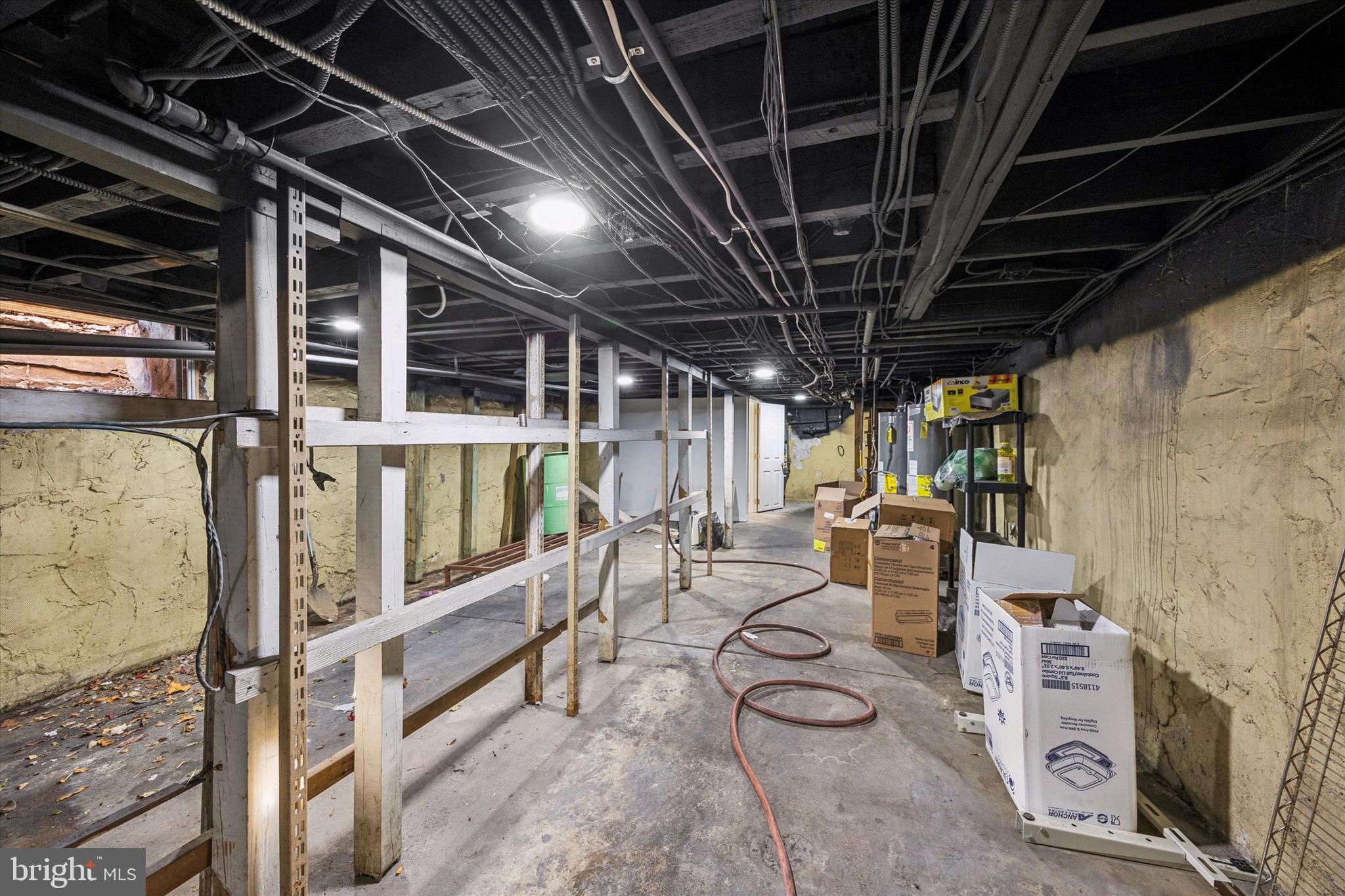 2345-47 E SOMERSET STREET