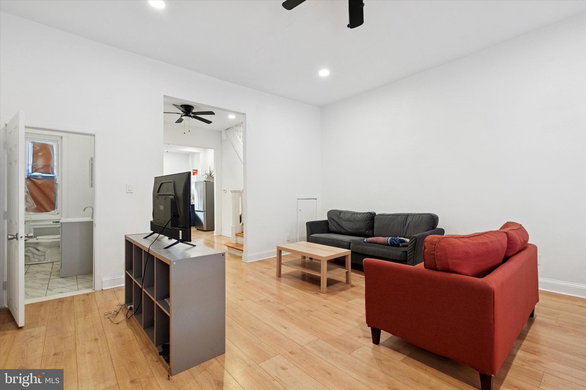 2345-47 E SOMERSET STREET