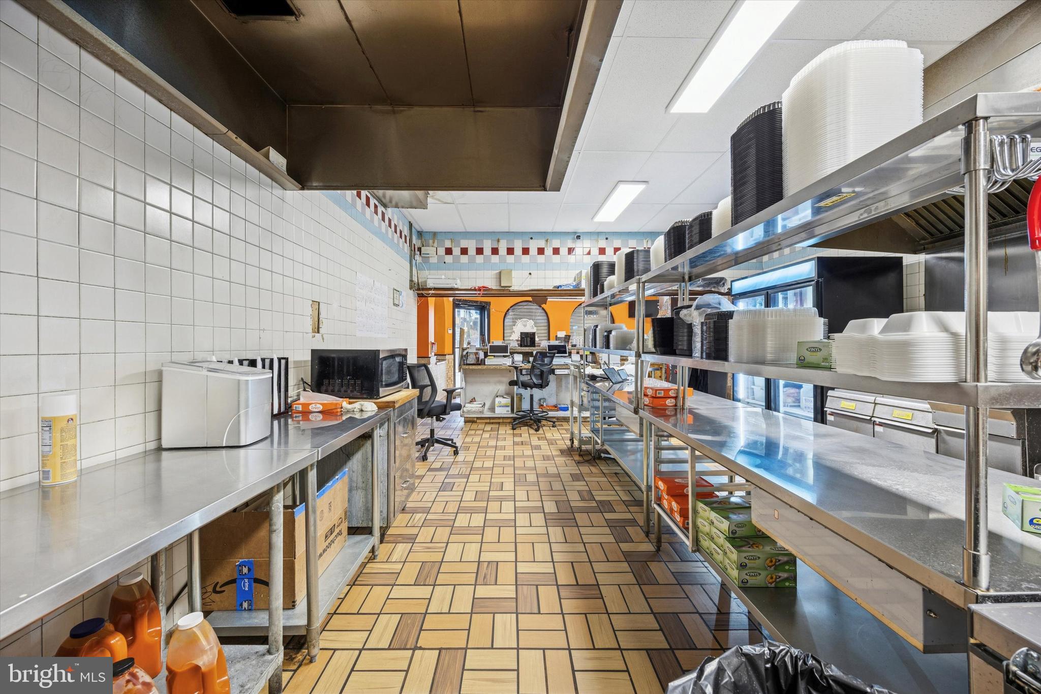 2345-47 E SOMERSET STREET