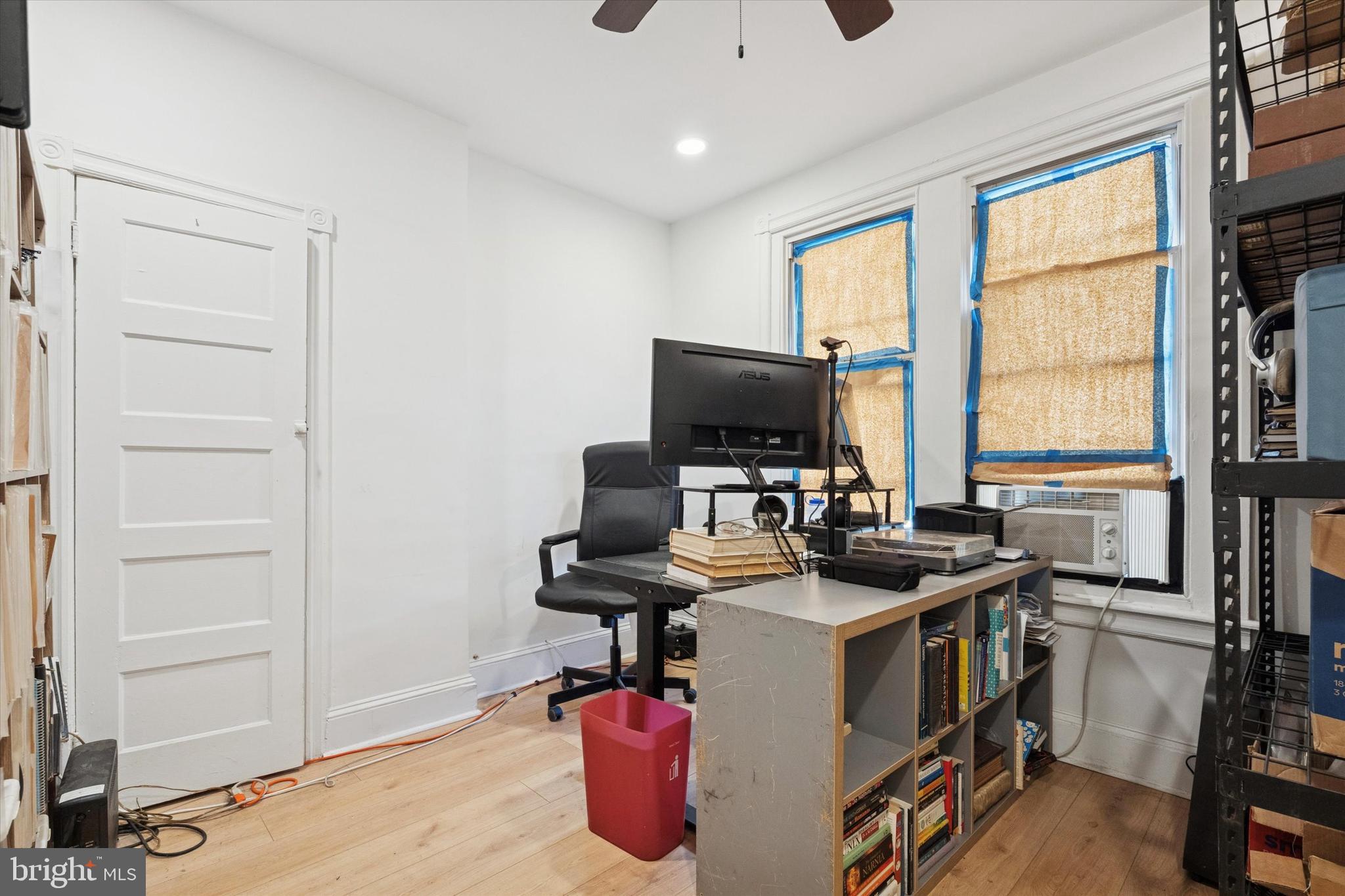 2345-47 E SOMERSET STREET