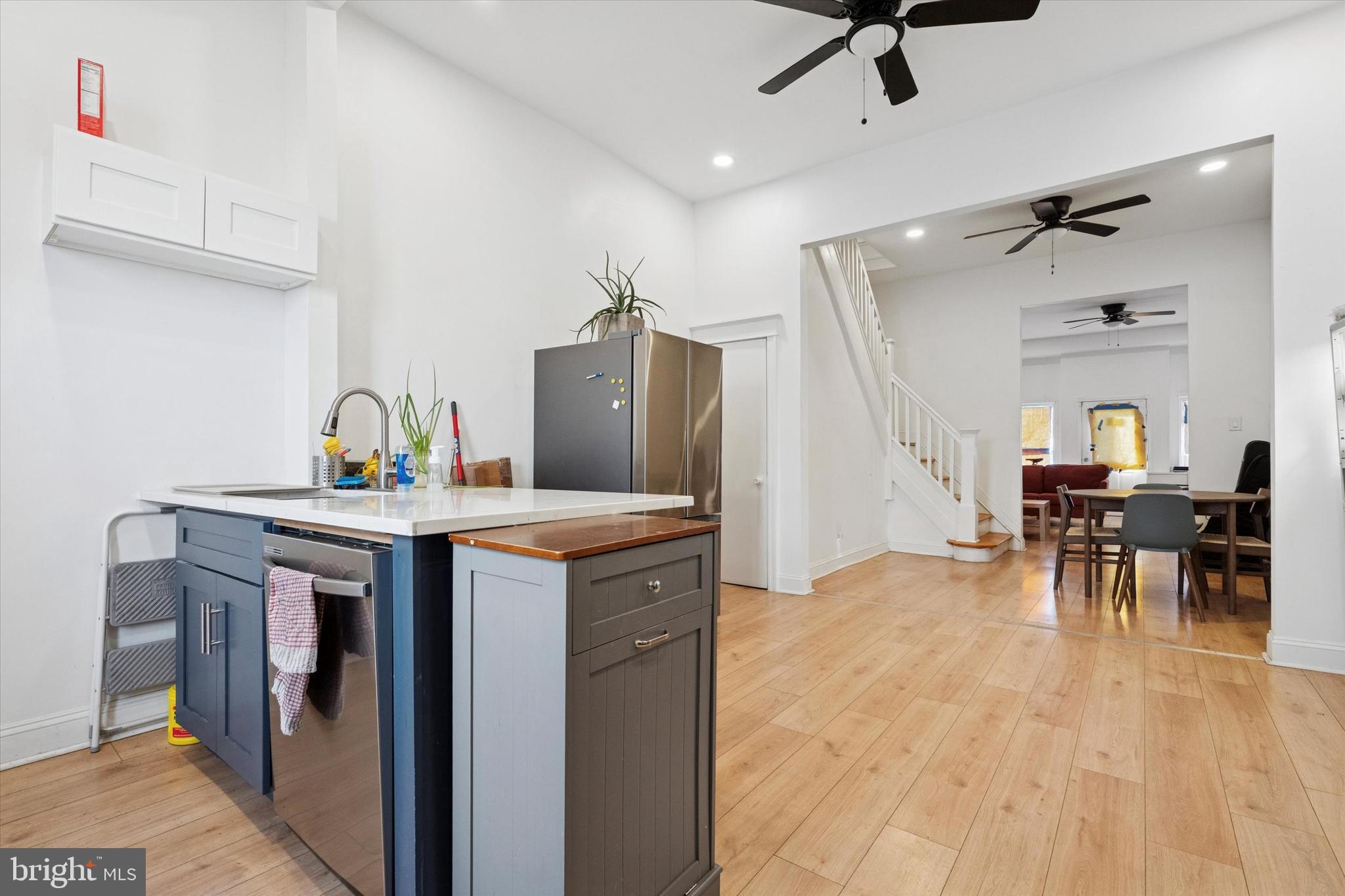 2345-47 E SOMERSET STREET