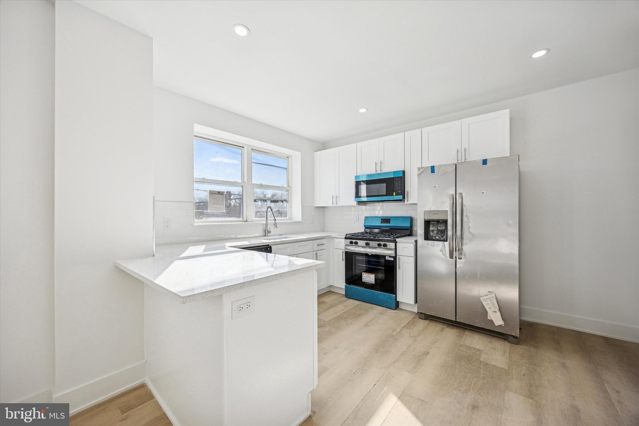 2345-47 E SOMERSET STREET