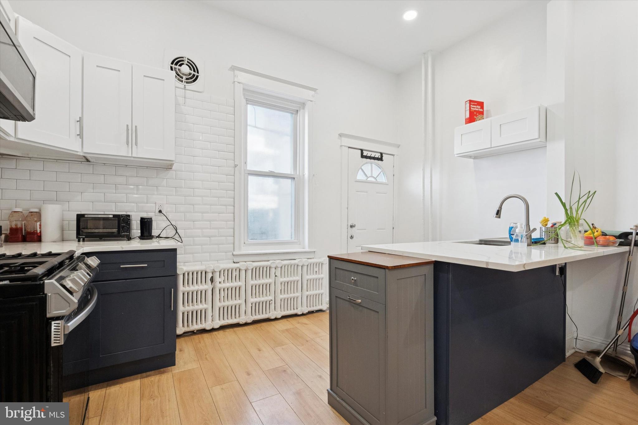 2345-47 E SOMERSET STREET