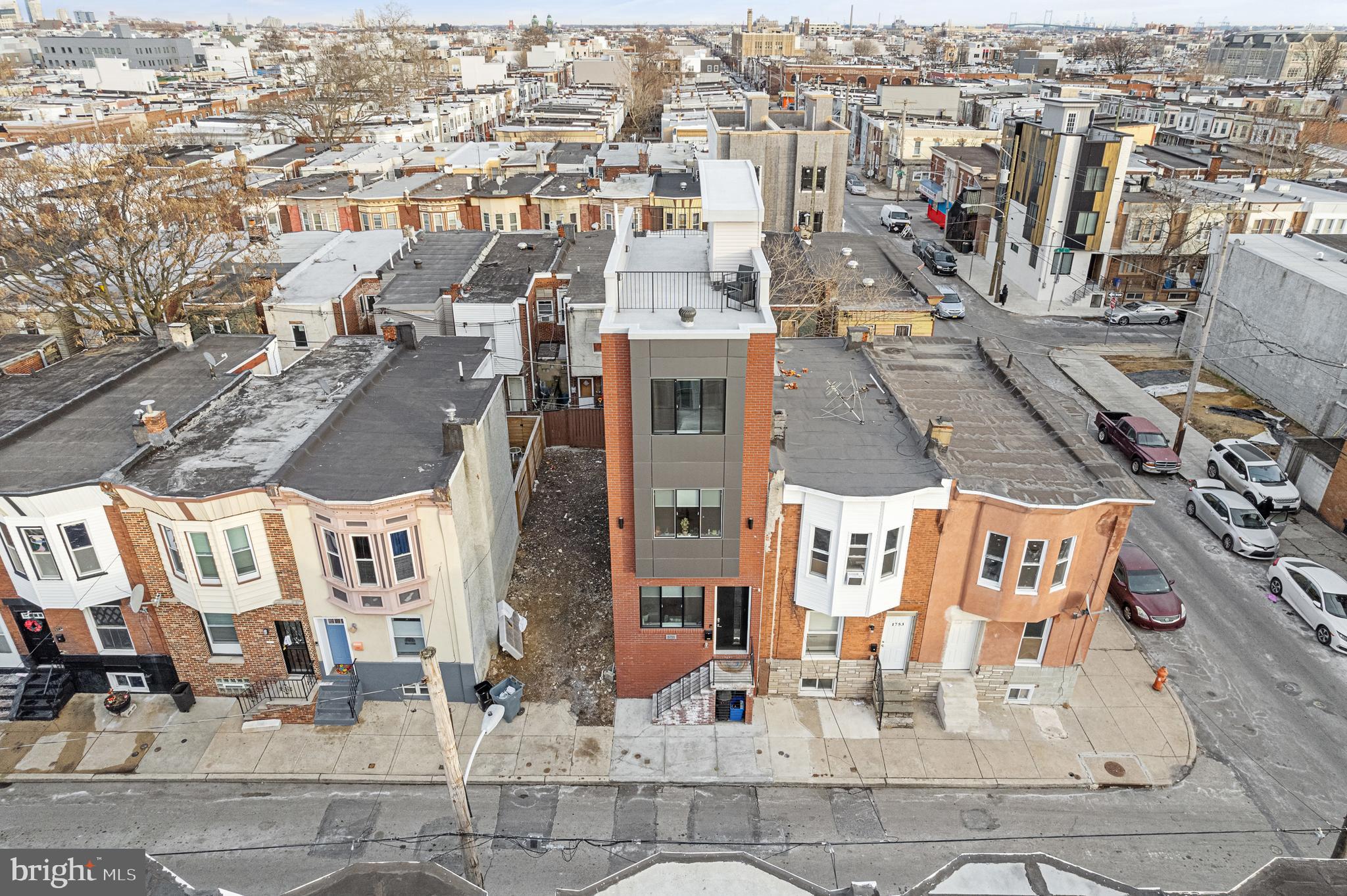 1751 S TAYLOR STREET