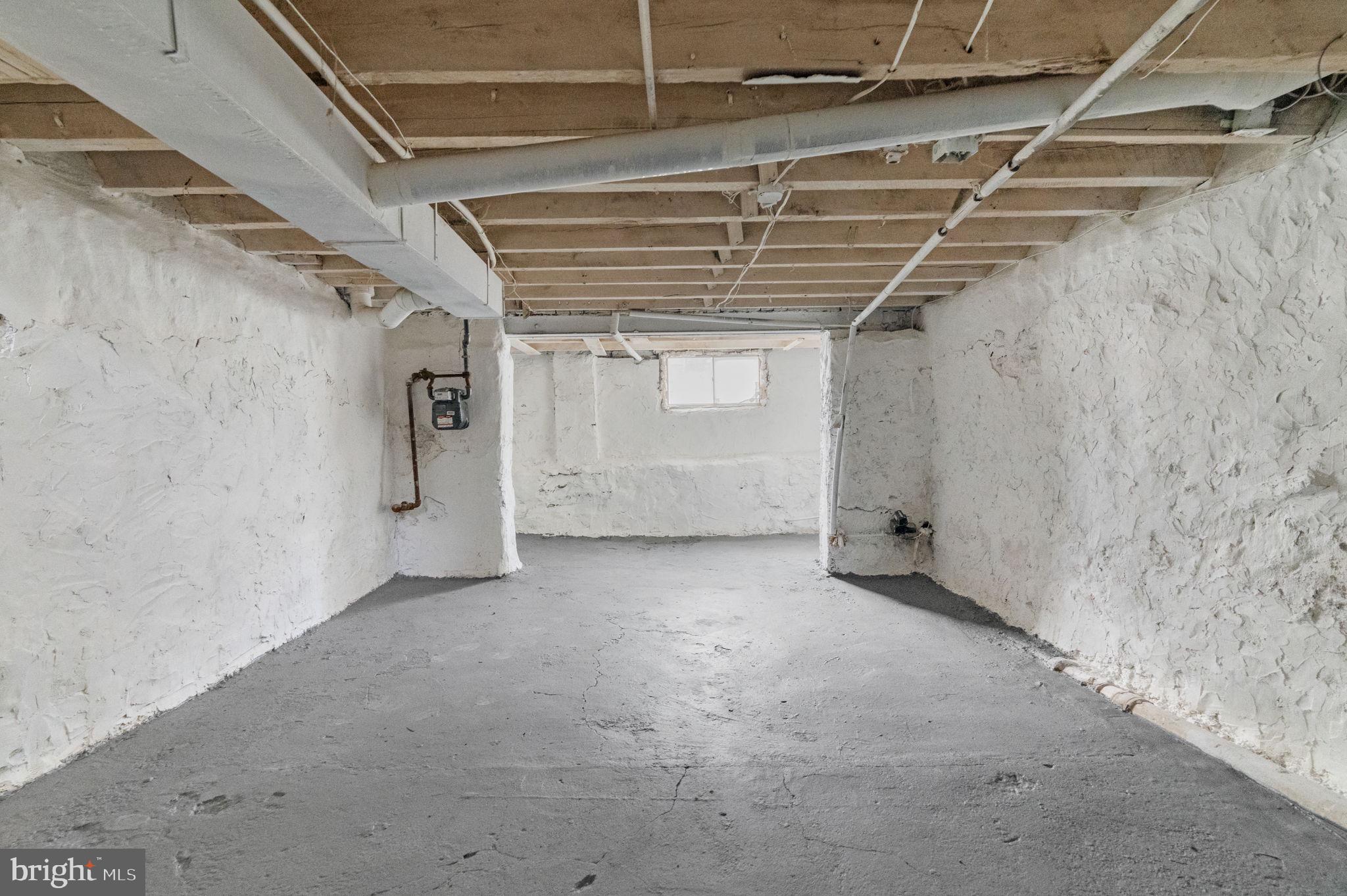 6247 N WOODSTOCK STREET