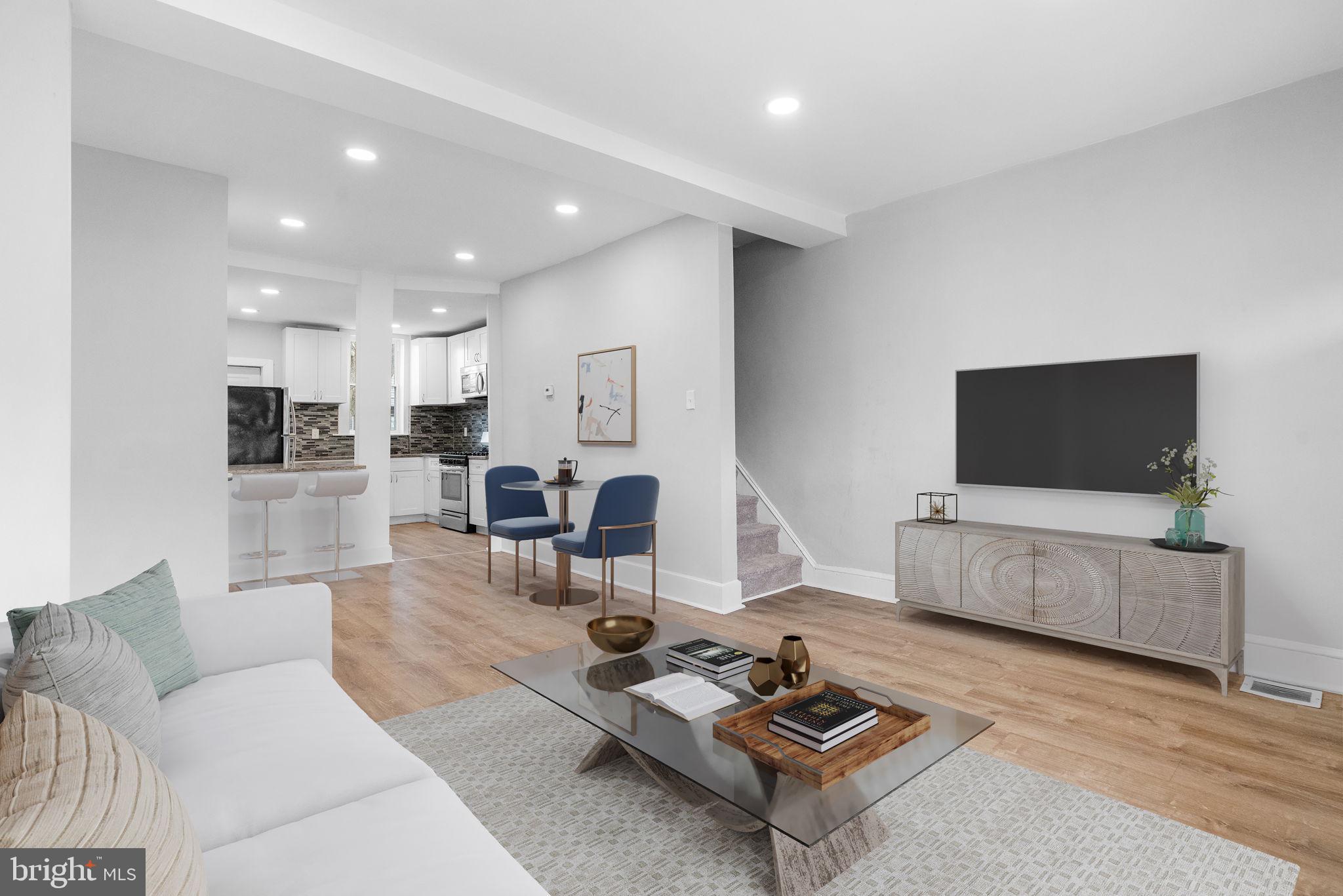 6247 N WOODSTOCK STREET