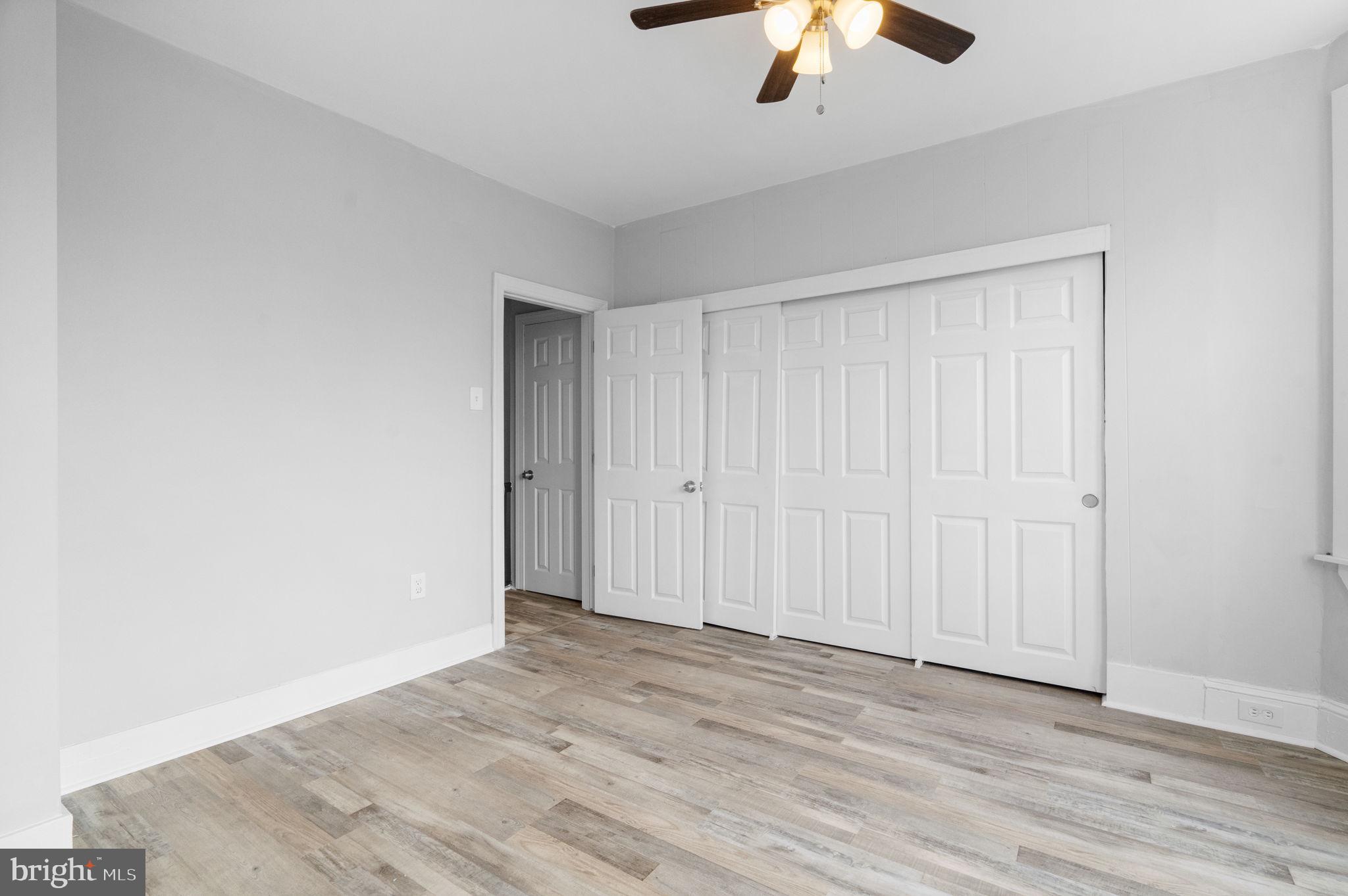 6247 N WOODSTOCK STREET