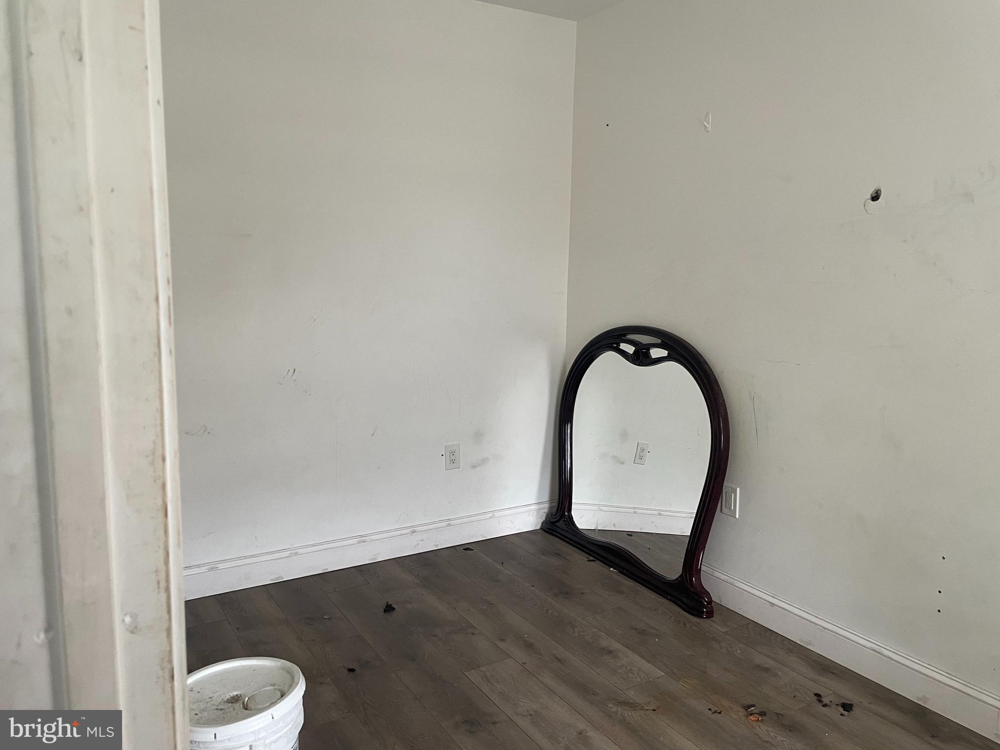 3127 N CHADWICK STREET