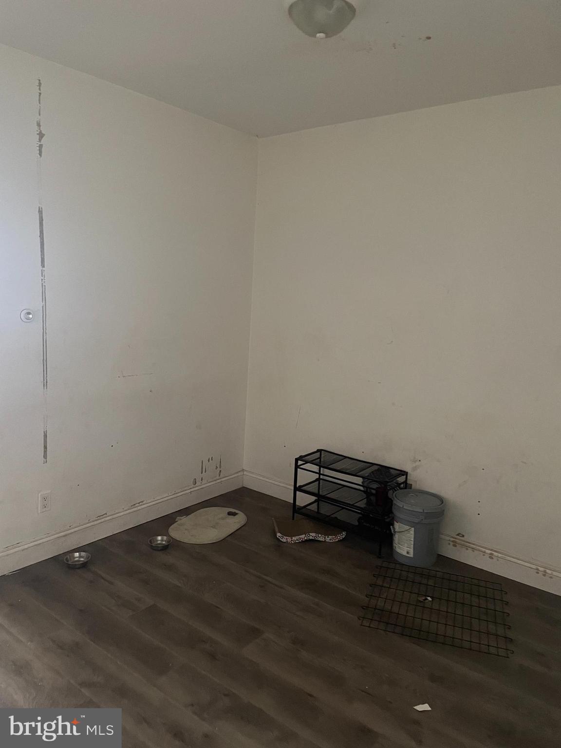 3127 N CHADWICK STREET