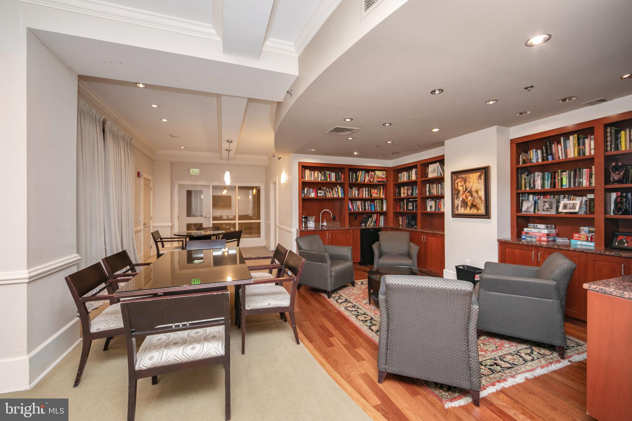 1500 CHESTNUT STREET 6D