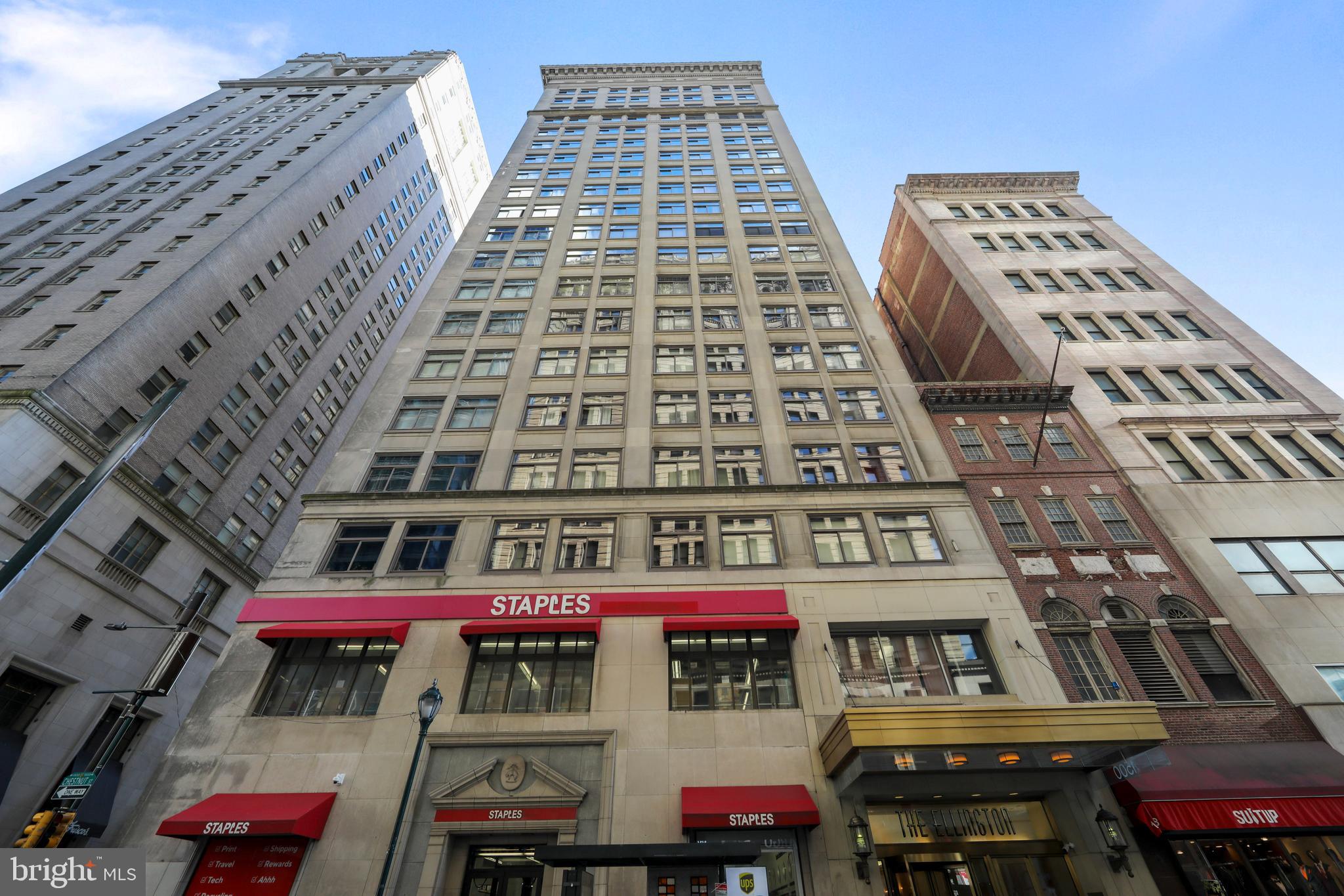 1500 CHESTNUT STREET 6D