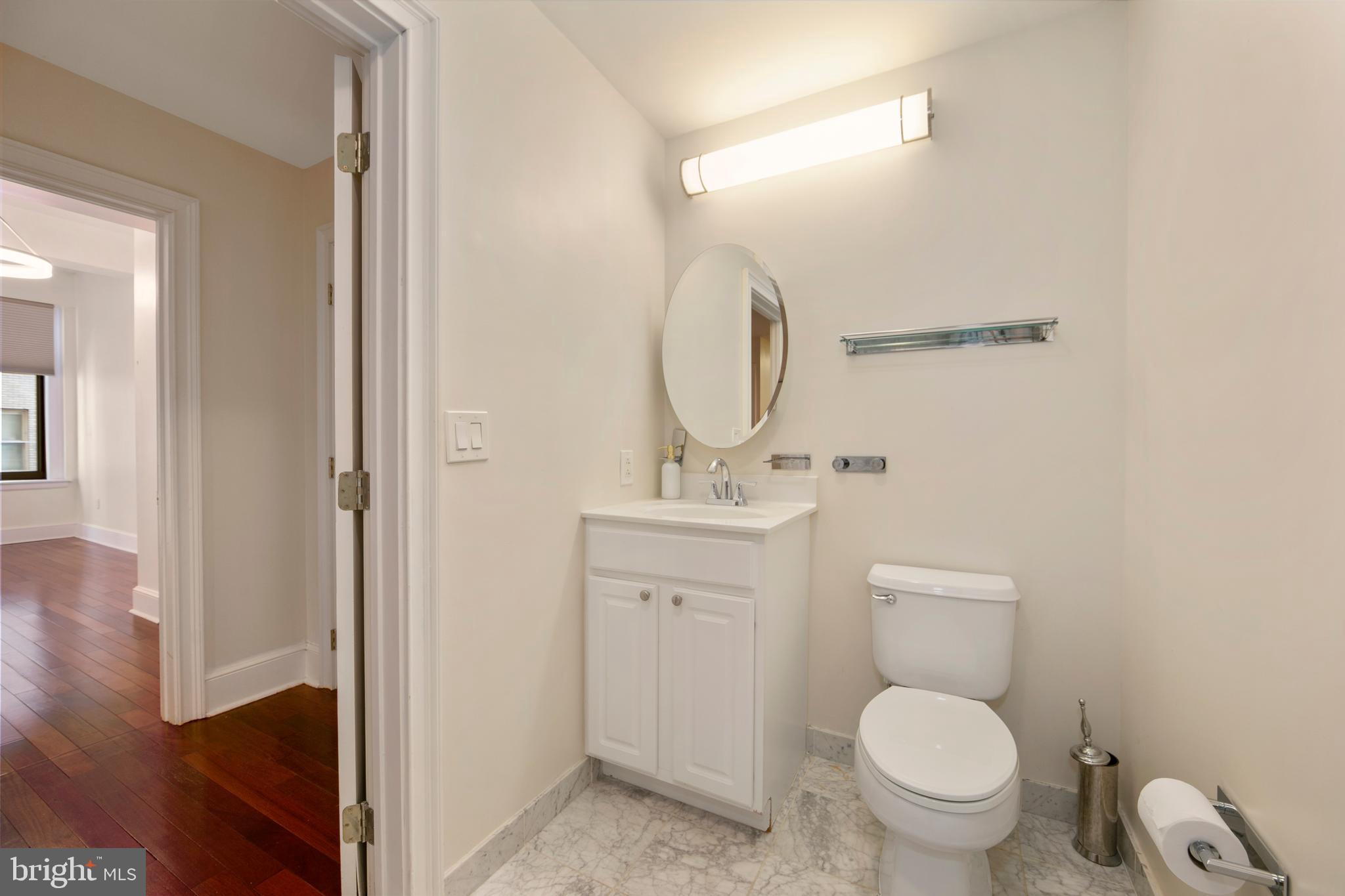 1500 CHESTNUT STREET 6D