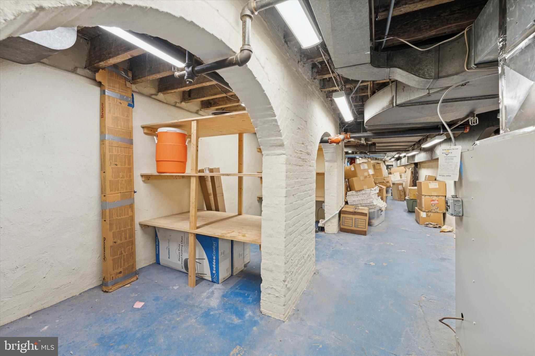 1427 W DIAMOND STREET