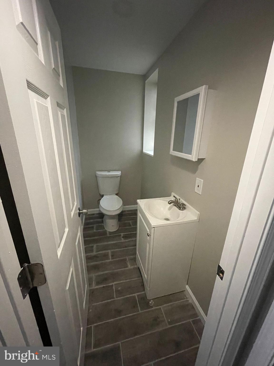 1405 W PACIFIC STREET