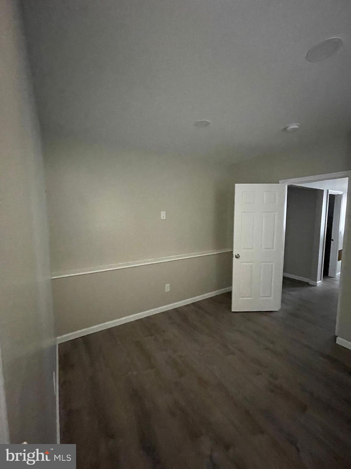 1405 W PACIFIC STREET