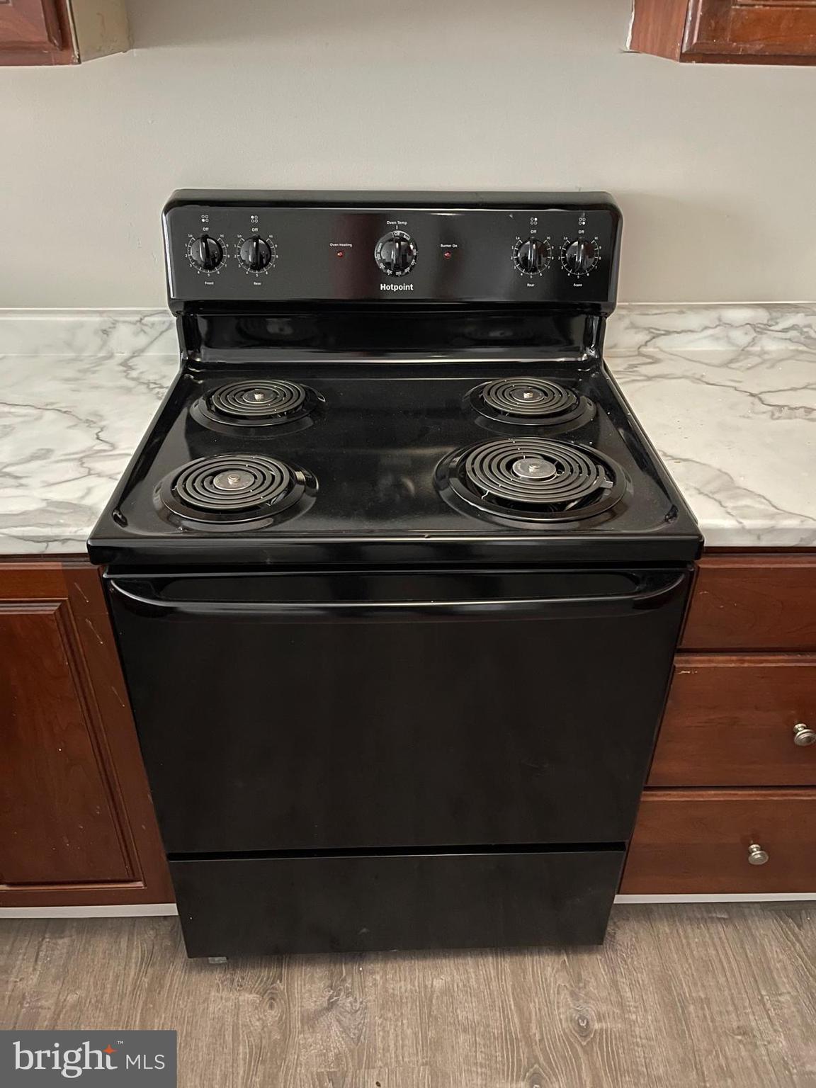 1405 W PACIFIC STREET