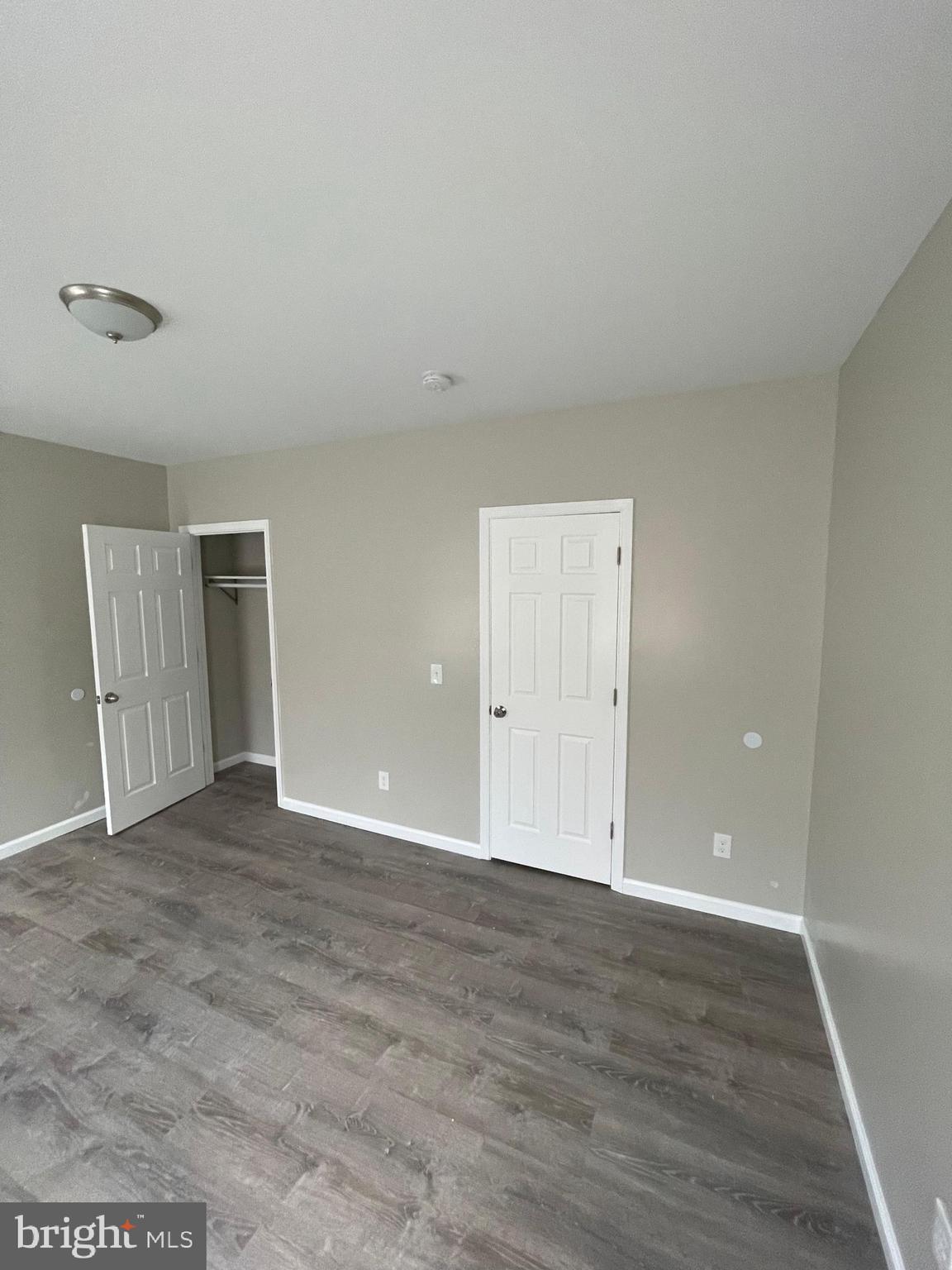 1405 W PACIFIC STREET