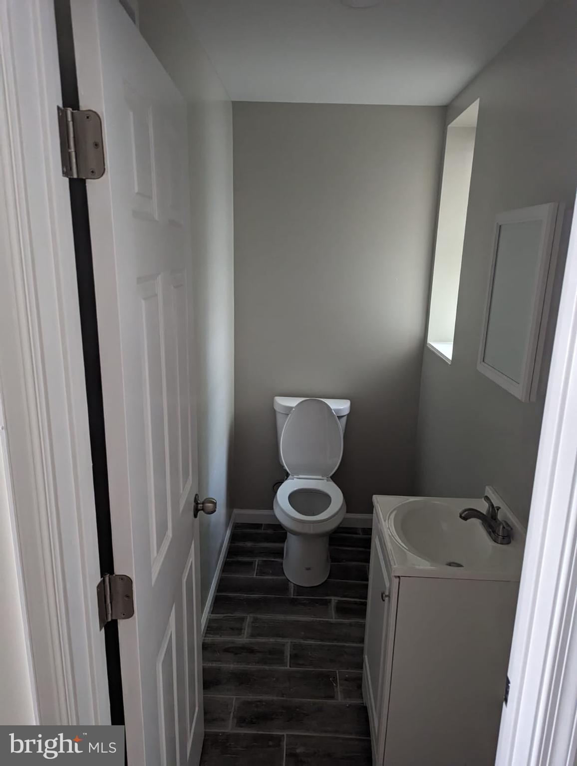 1405 W PACIFIC STREET