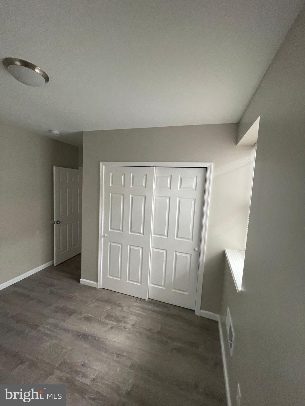 1405 W PACIFIC STREET