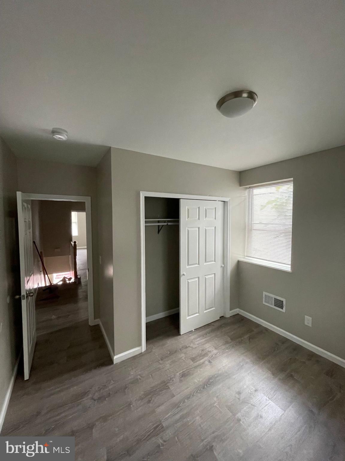 1405 W PACIFIC STREET