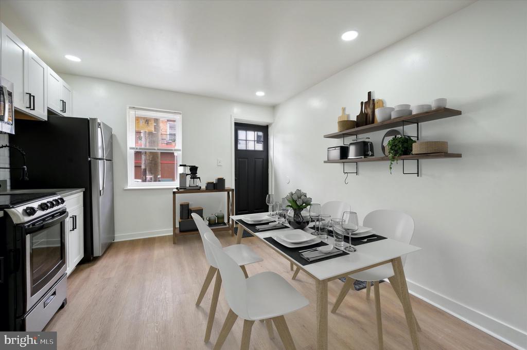 107 to 115 W THOMPSON STREET
