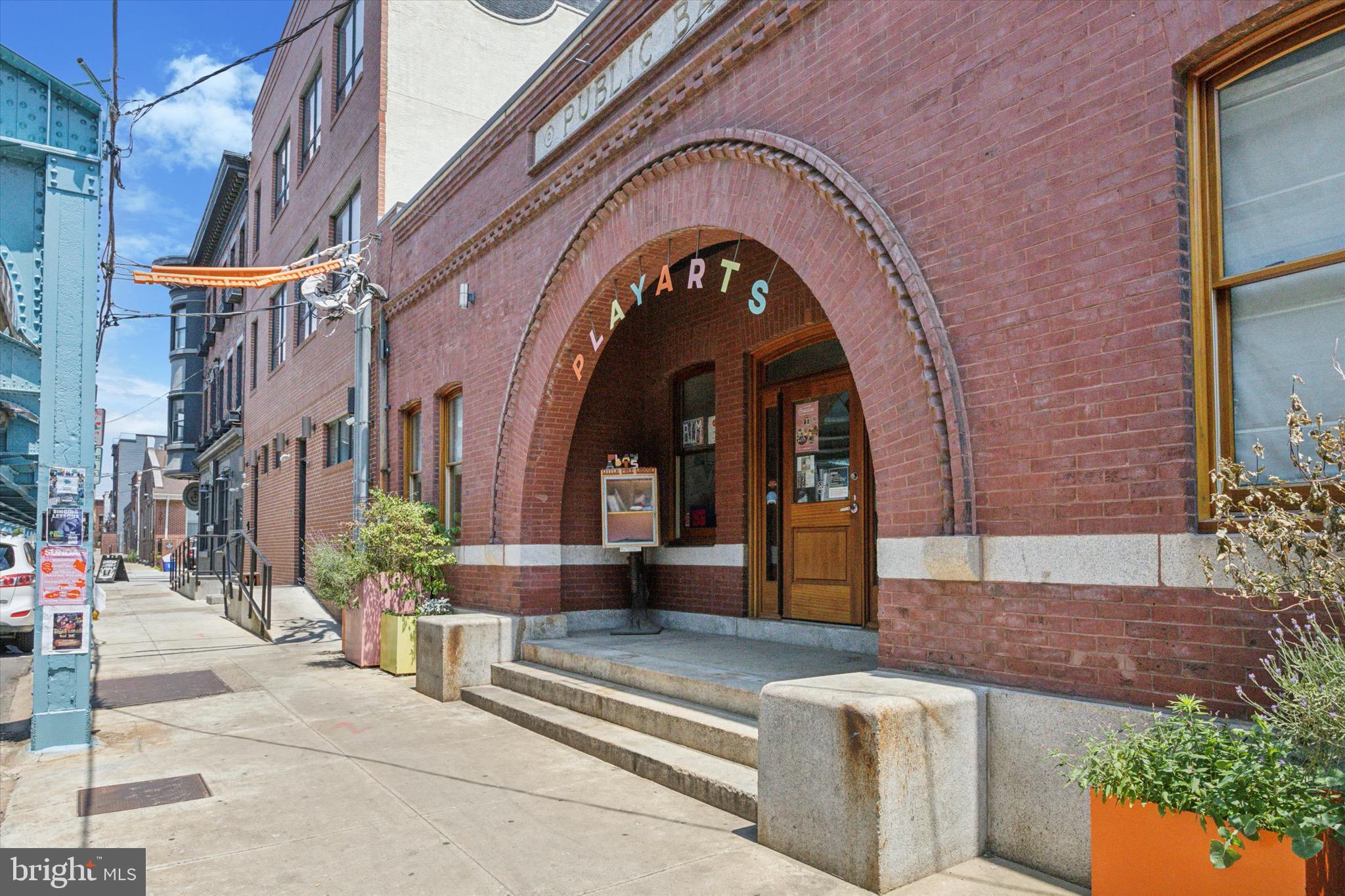 107 to 115 W THOMPSON STREET