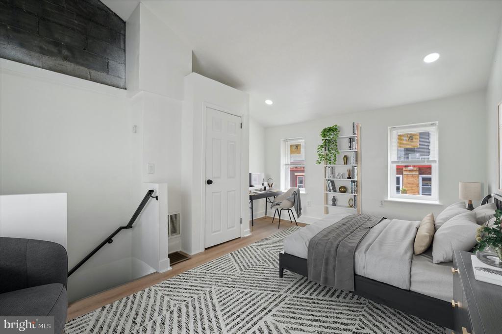 107 to 115 W THOMPSON STREET