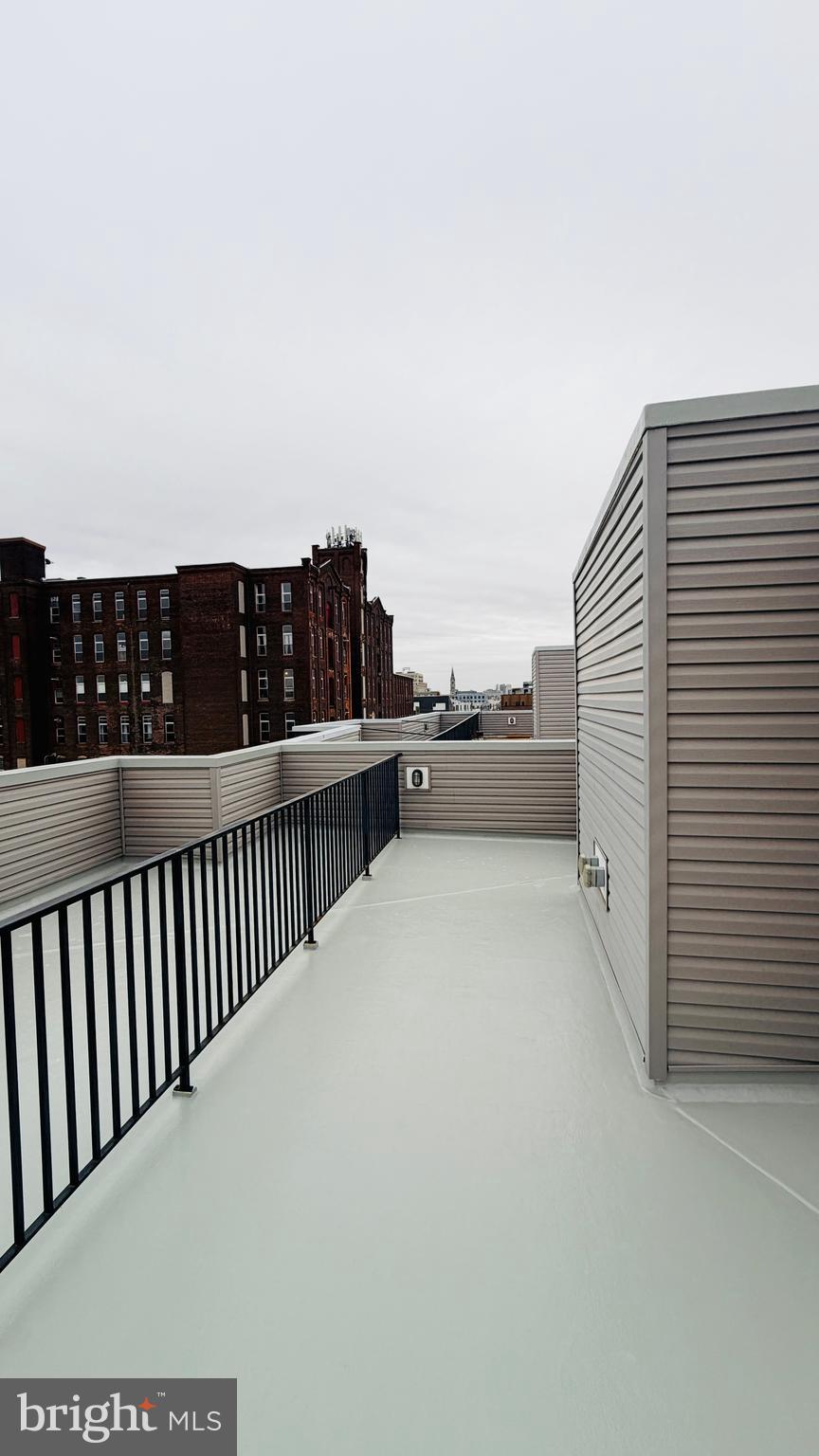 1754 N RANDOLPH STREET