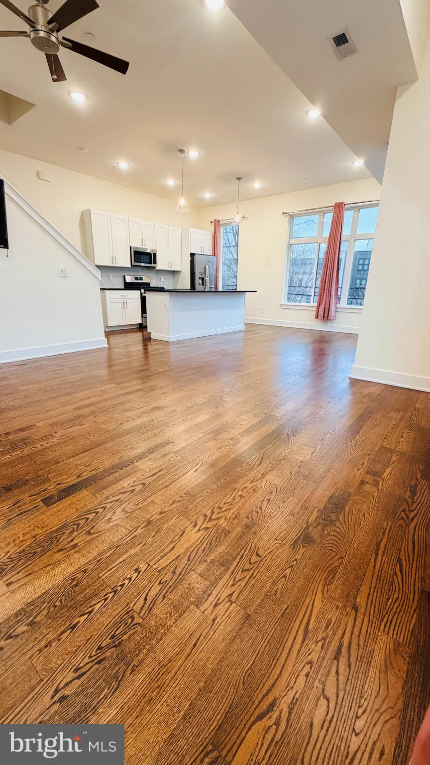 1754 N RANDOLPH STREET