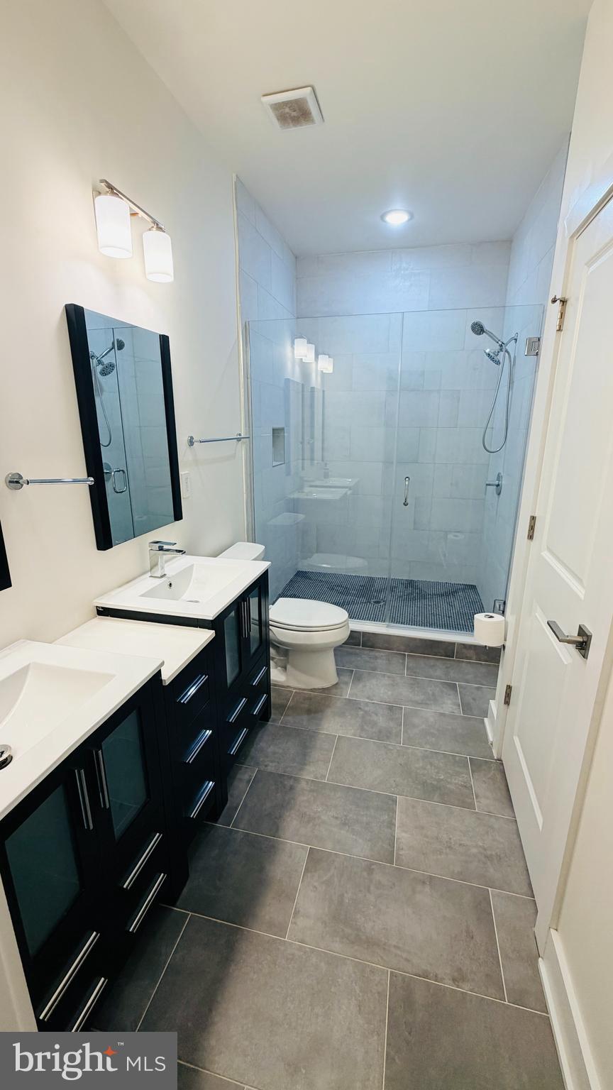 1754 N RANDOLPH STREET