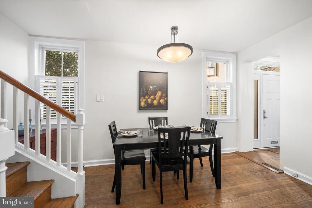 4 RAINEY COURT