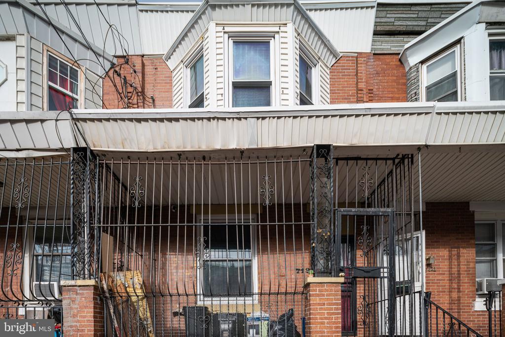 749 E ONTARIO STREET