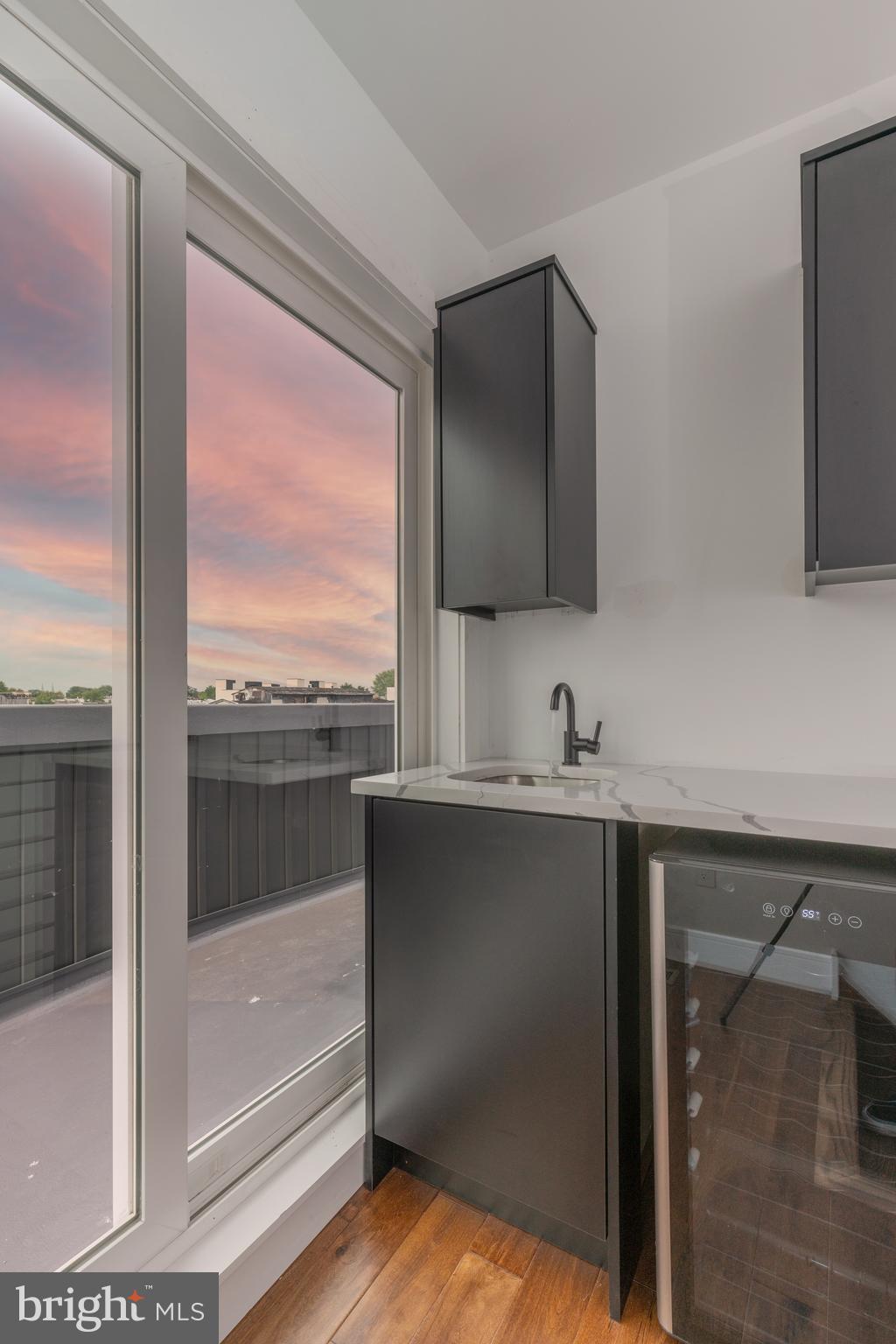 1111 E DUNTON STREET