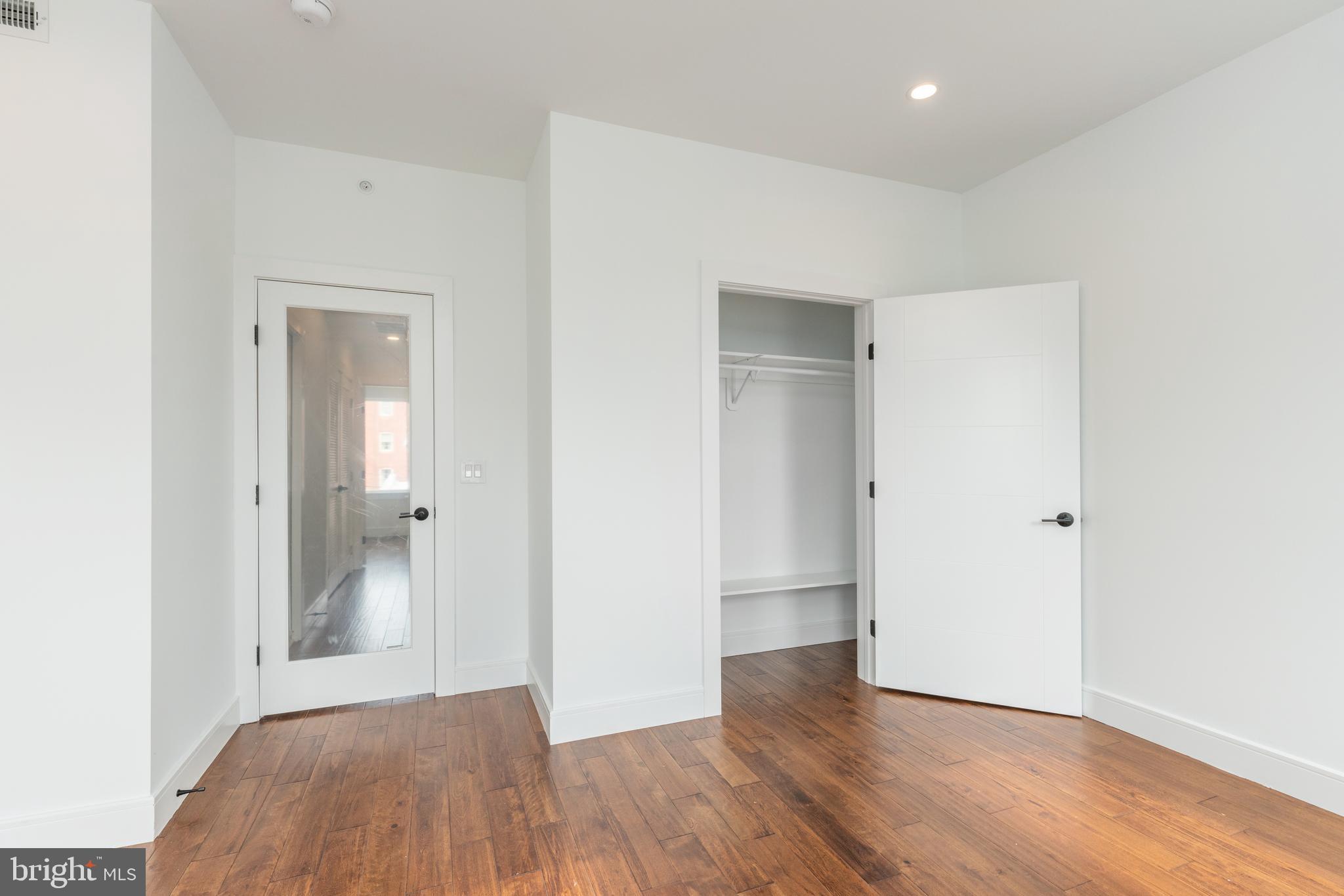 1111 E DUNTON STREET