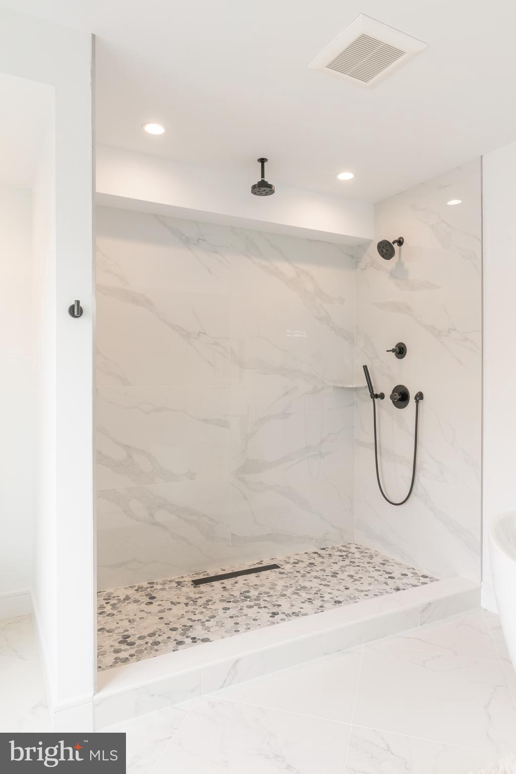 1111 E DUNTON STREET