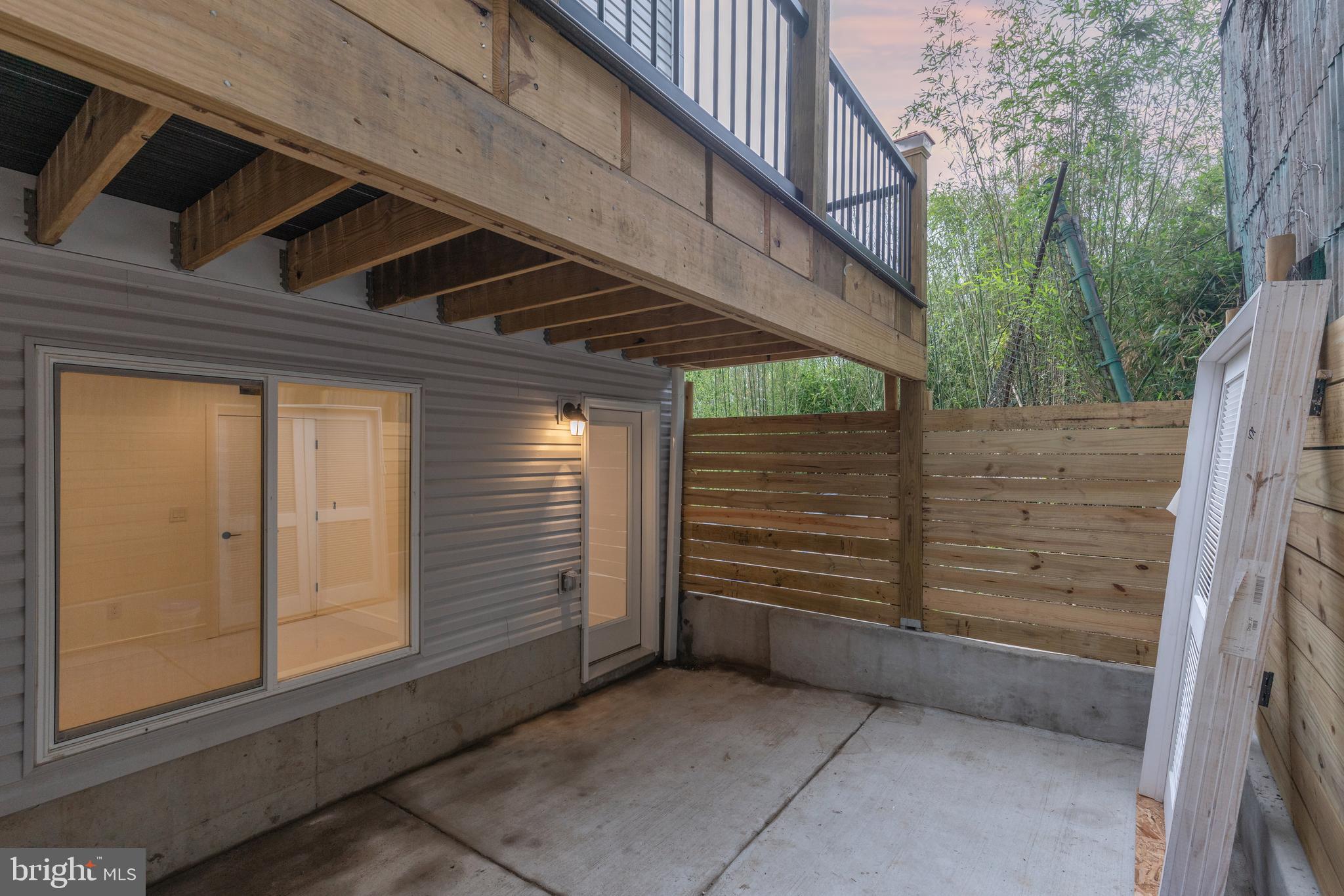 1111 E DUNTON STREET