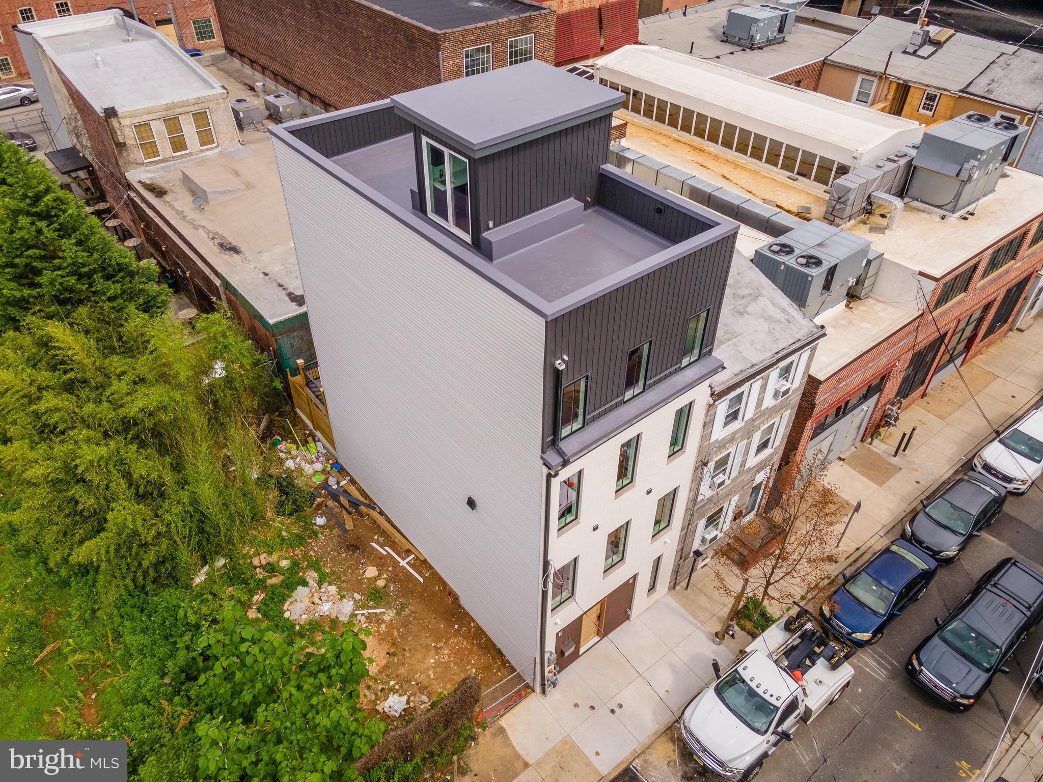 1111 E DUNTON STREET