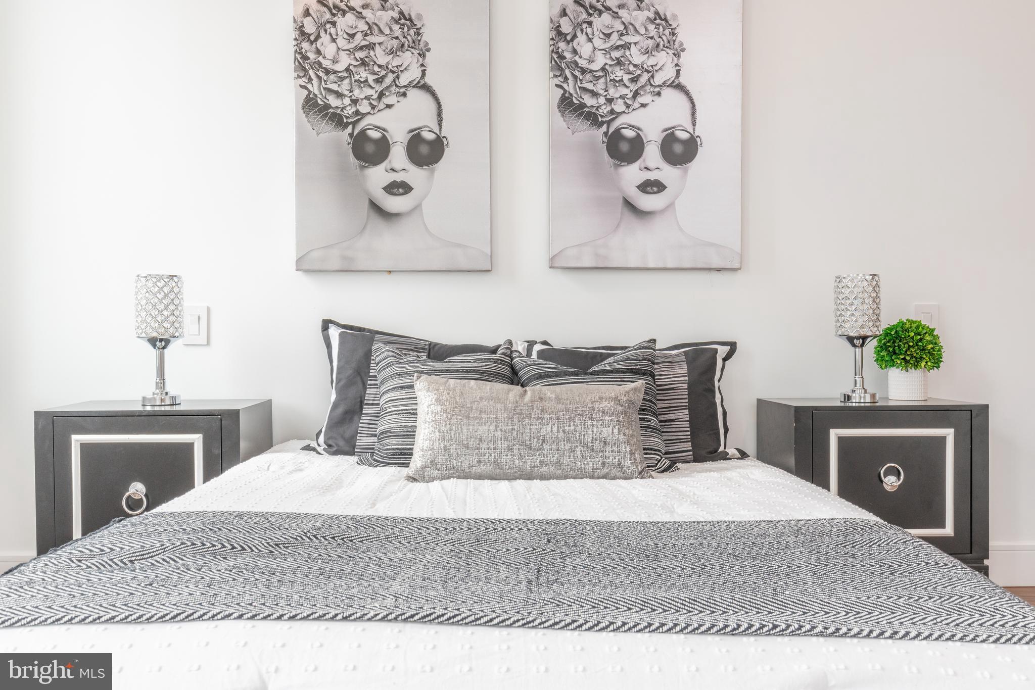 1111 E DUNTON STREET