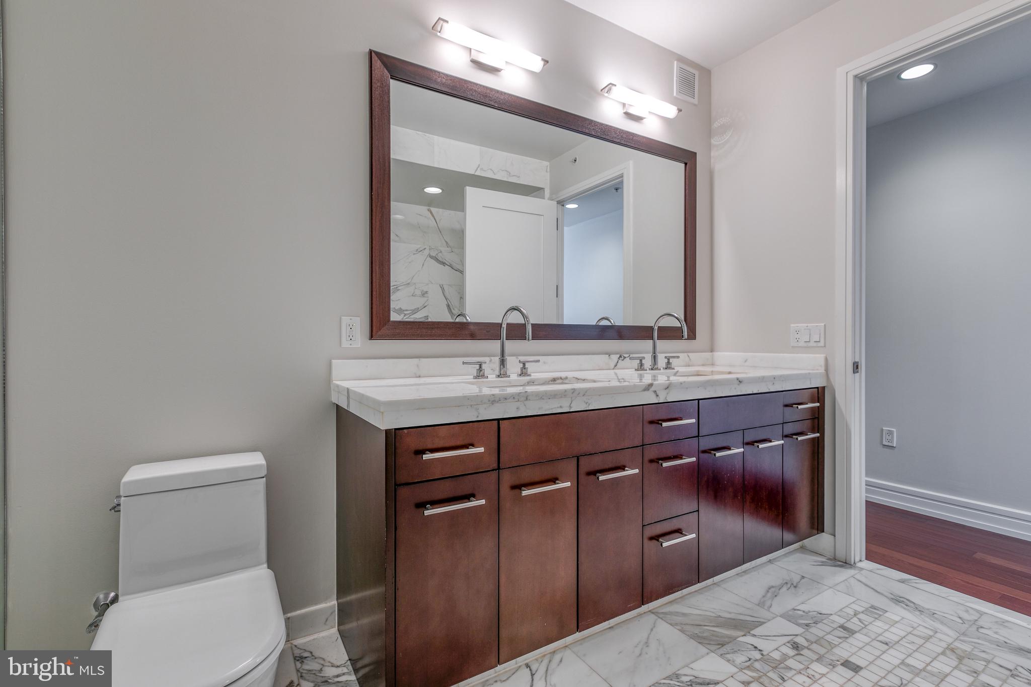 1414 S PENN SQUARE 16A