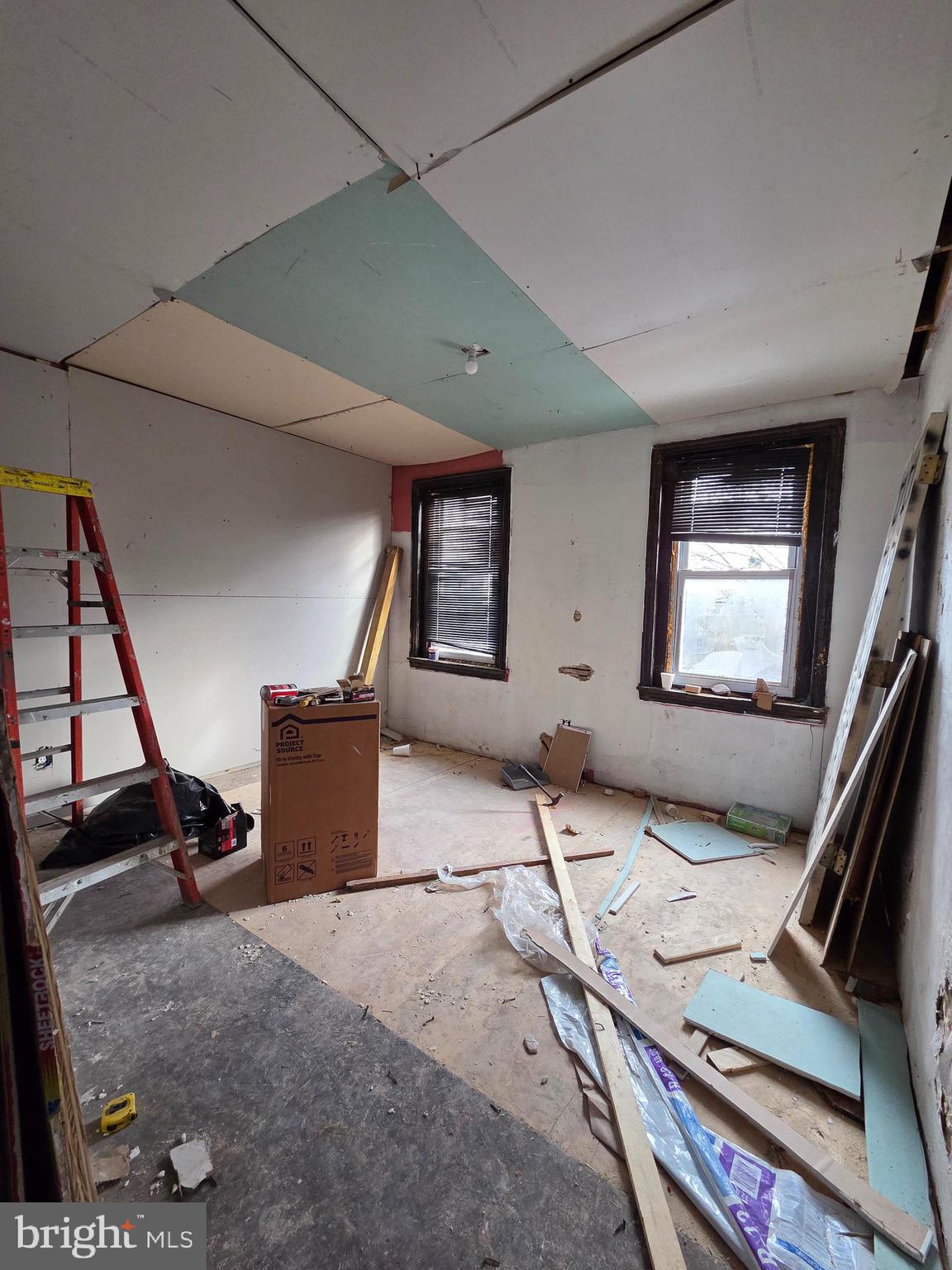 2836 N ORKNEY STREET