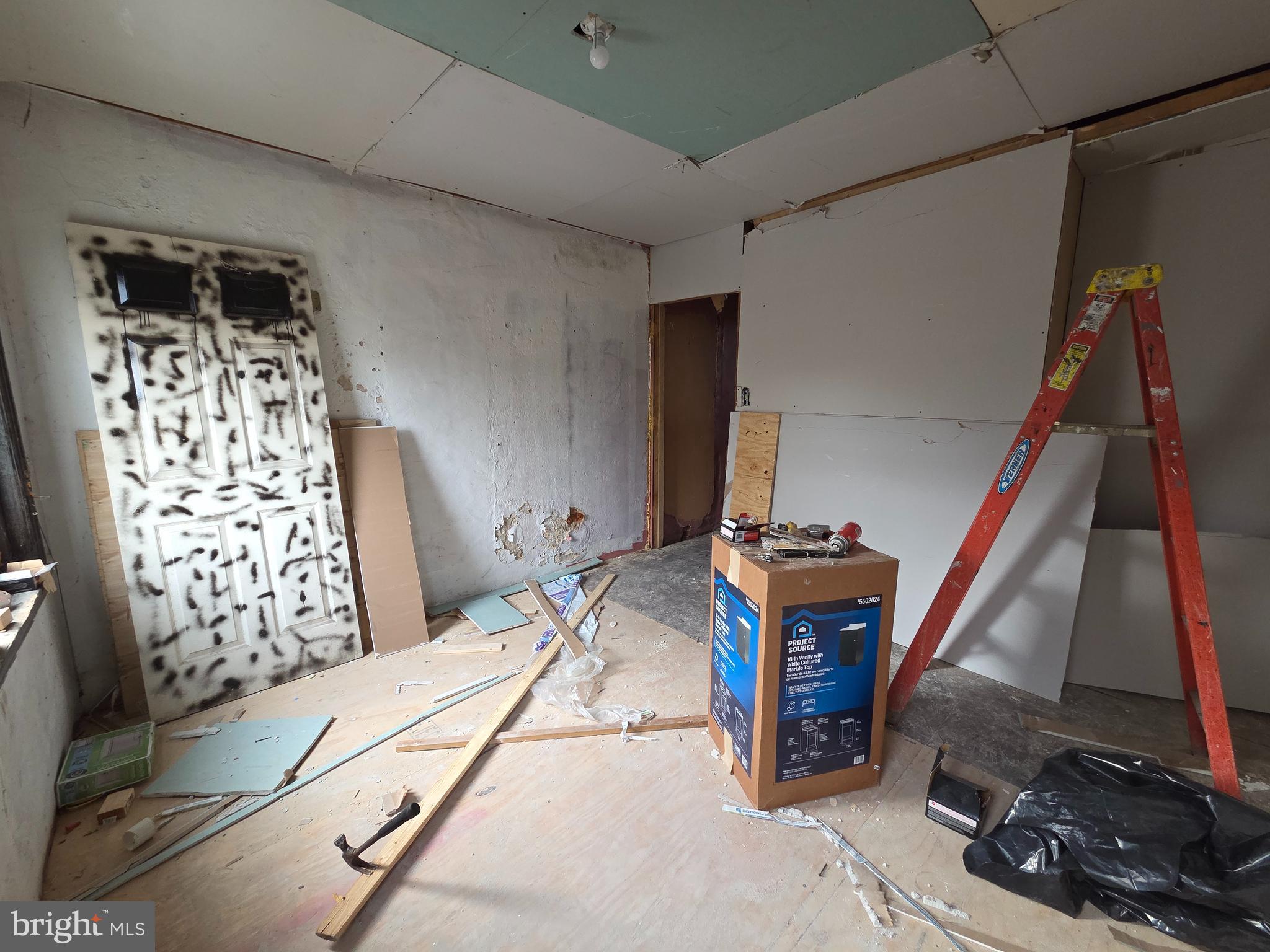 2836 N ORKNEY STREET