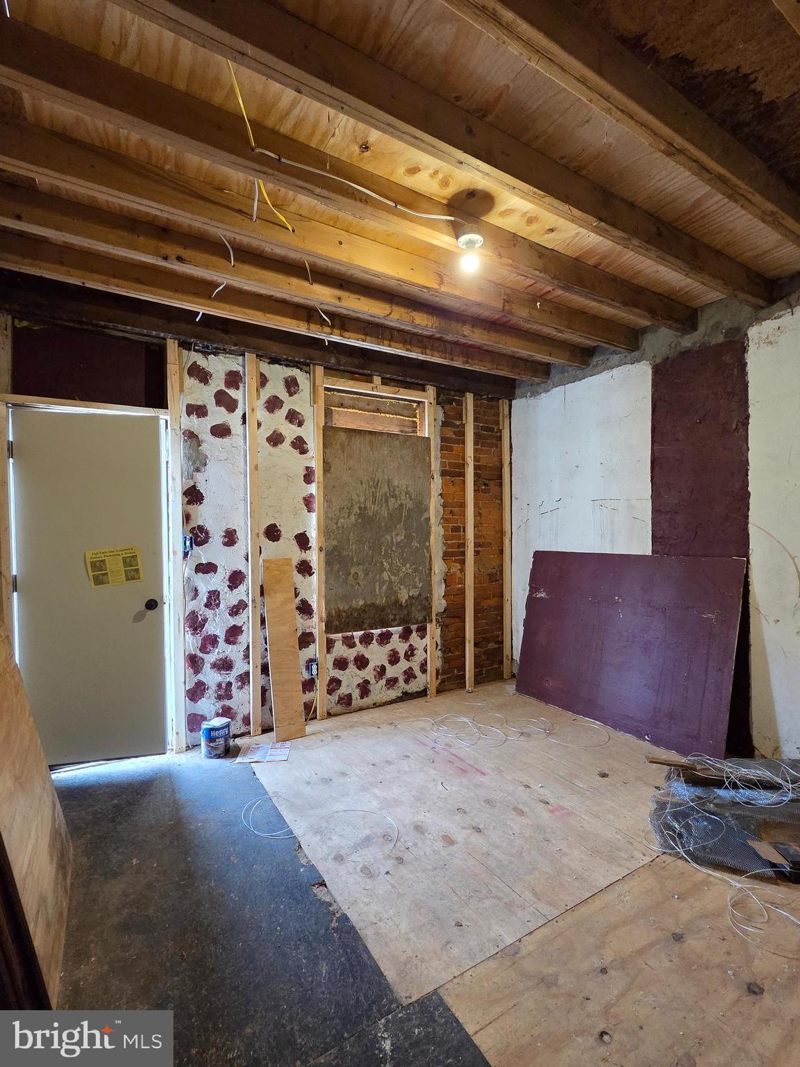 2836 N ORKNEY STREET